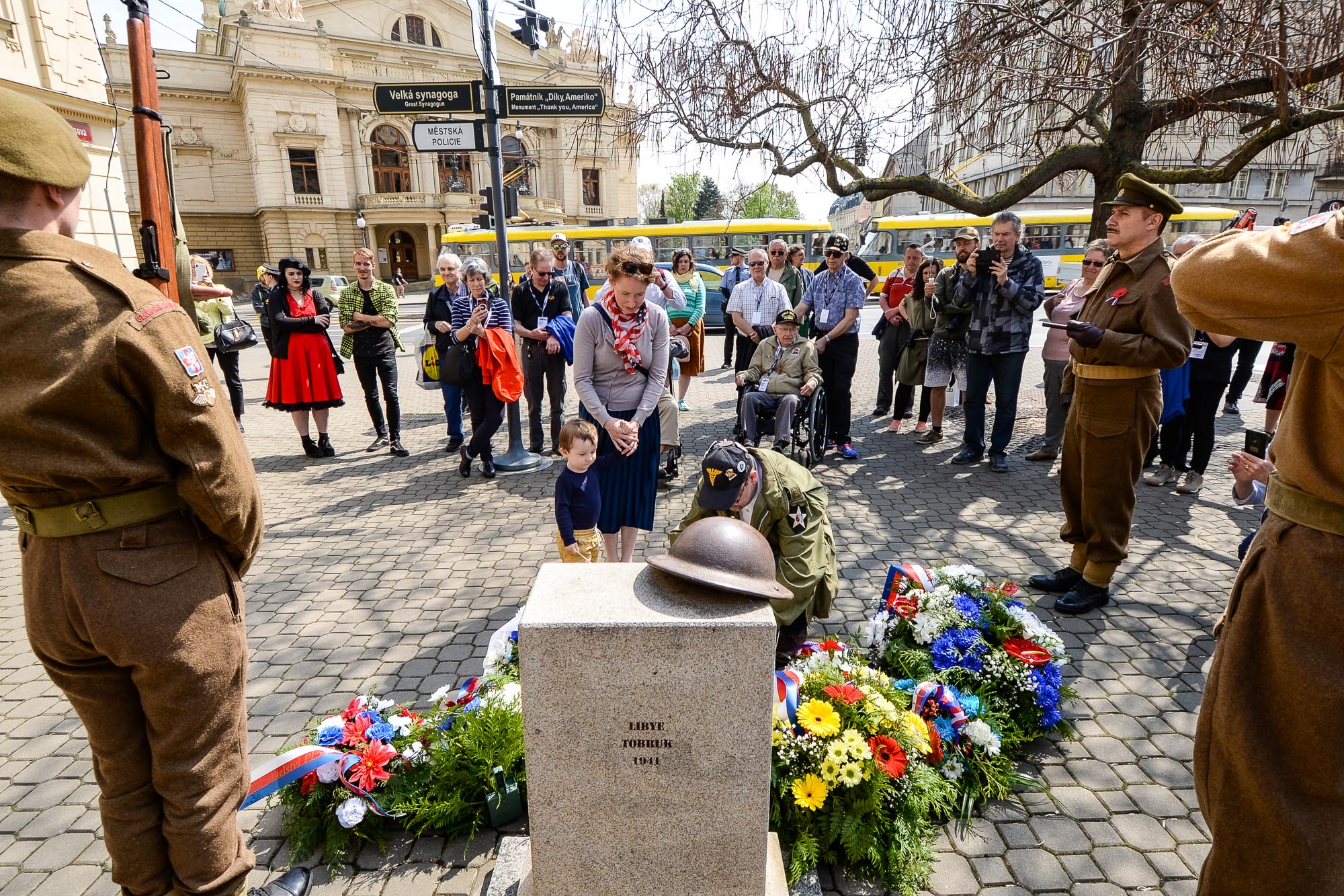 Slavnosti svobody 2022 - Pietní akty Chodské, Husova, Klatovská (foto: M. Pecuch, 5.5.2022)