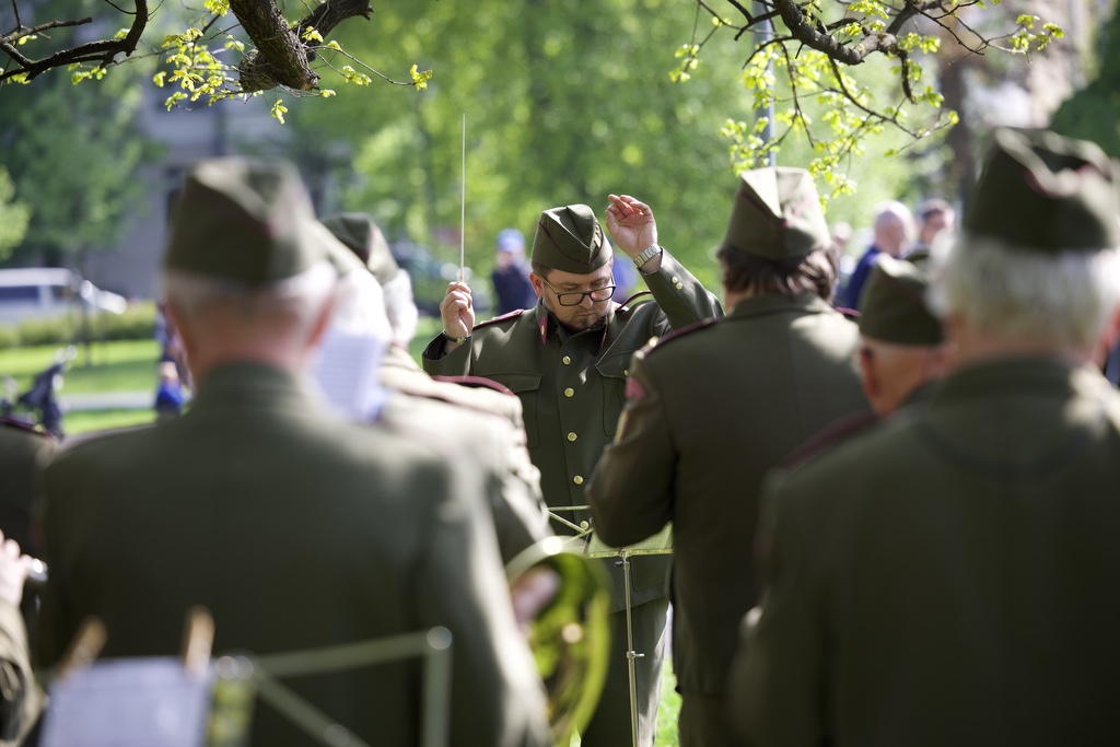 Náměstí Míru - pietní akt (foto: R. Muchka, 5.5.2022)