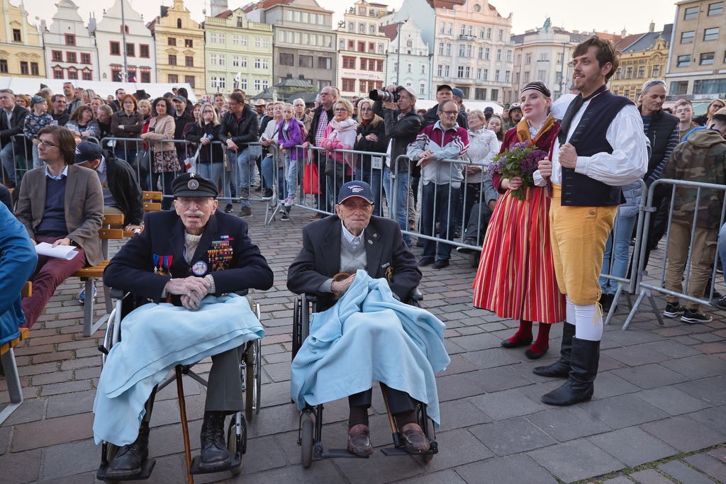 Thank you, boys! Komponovaný večer Slavností svobody (foto: R. Muchka, 7.5.2022)
