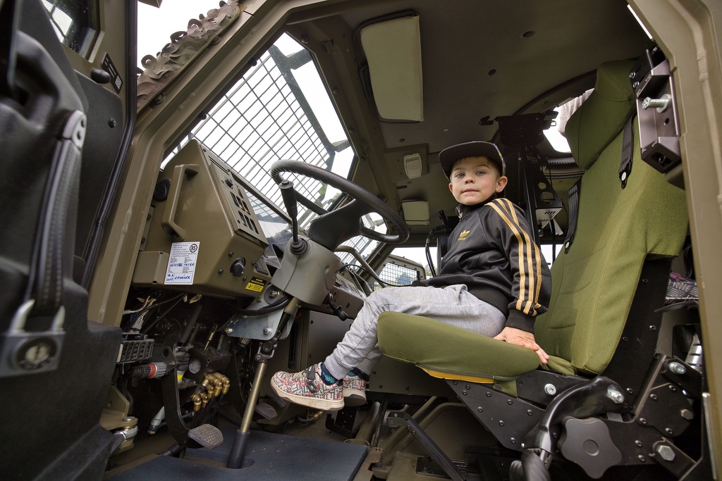 Slavnosti svobody 2022 - Dopoledne 7. května (foto: R. Muchka, 7.5.2022)