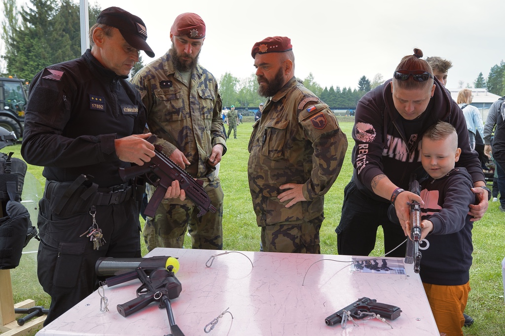 Slavnosti svobody 2022 - Dopoledne 7. května (foto: R. Muchka, 7.5.2022)