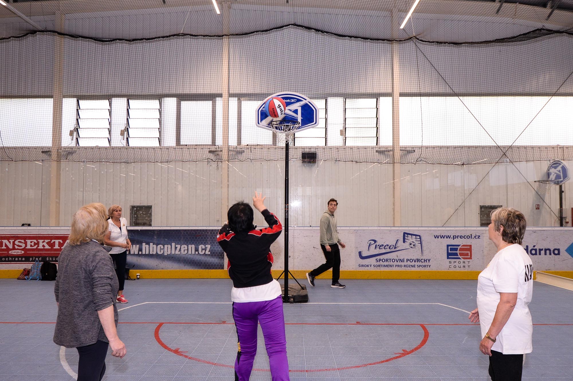 Sportovní hry seniorů (foto: M. Pecuch, 17.5.2022)