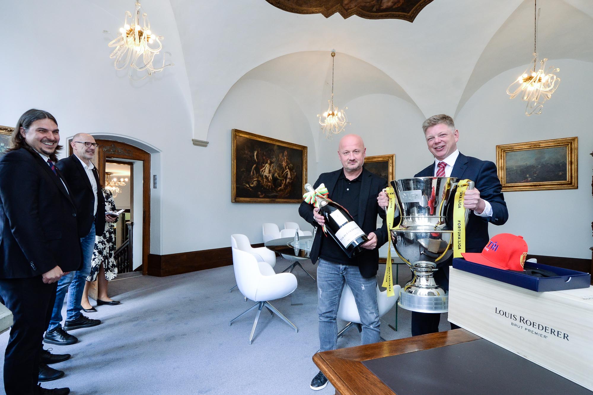 Přijetí FC Viktoria Plzeň na historické radnici (foto: M. Pecuch, 17.5.2022)