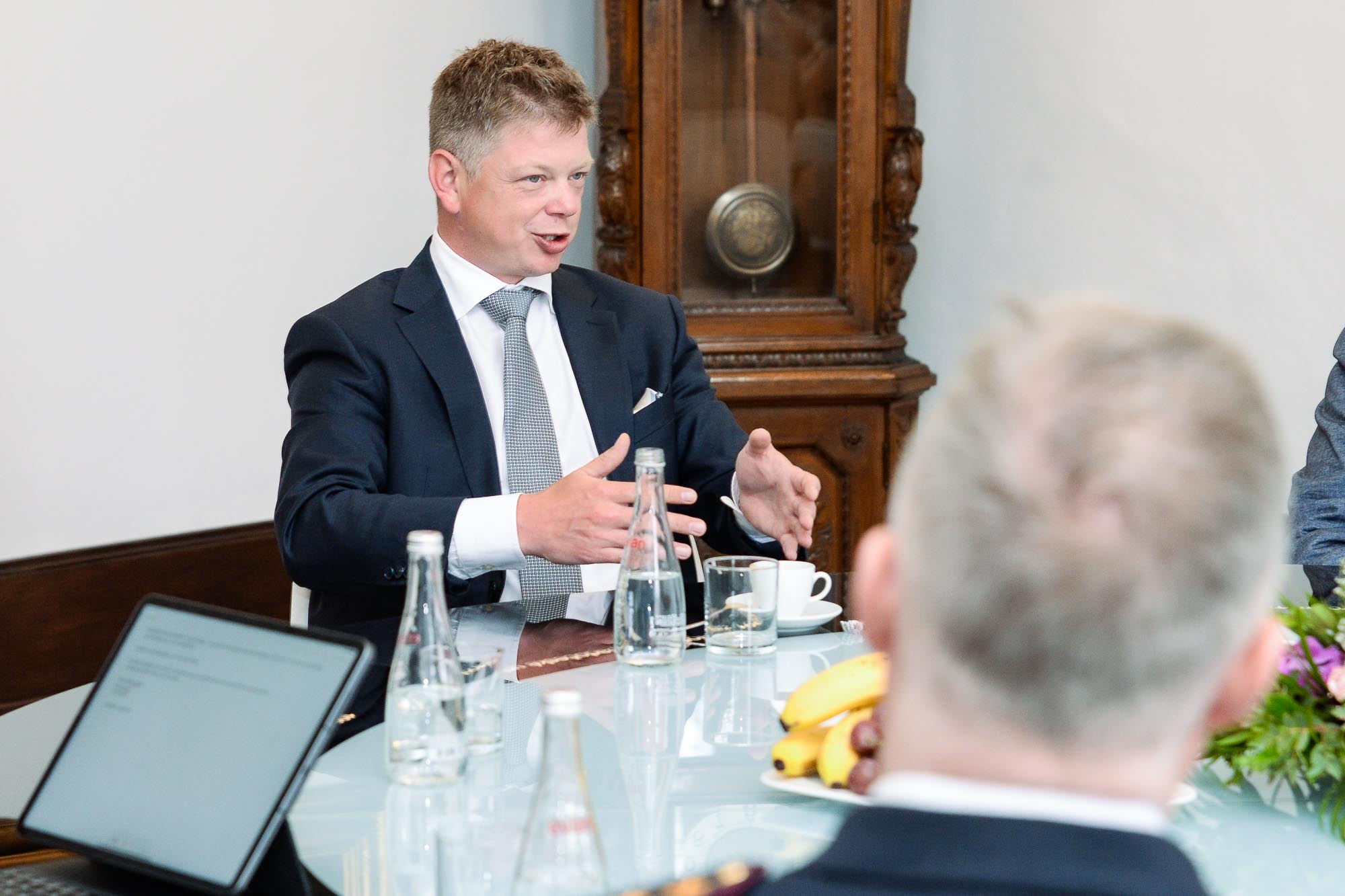 Primátor Šindelář přijal ministra vnitra Rakušana na plzeňské radnici (foto: M. Pecuch, 26.5.2022)