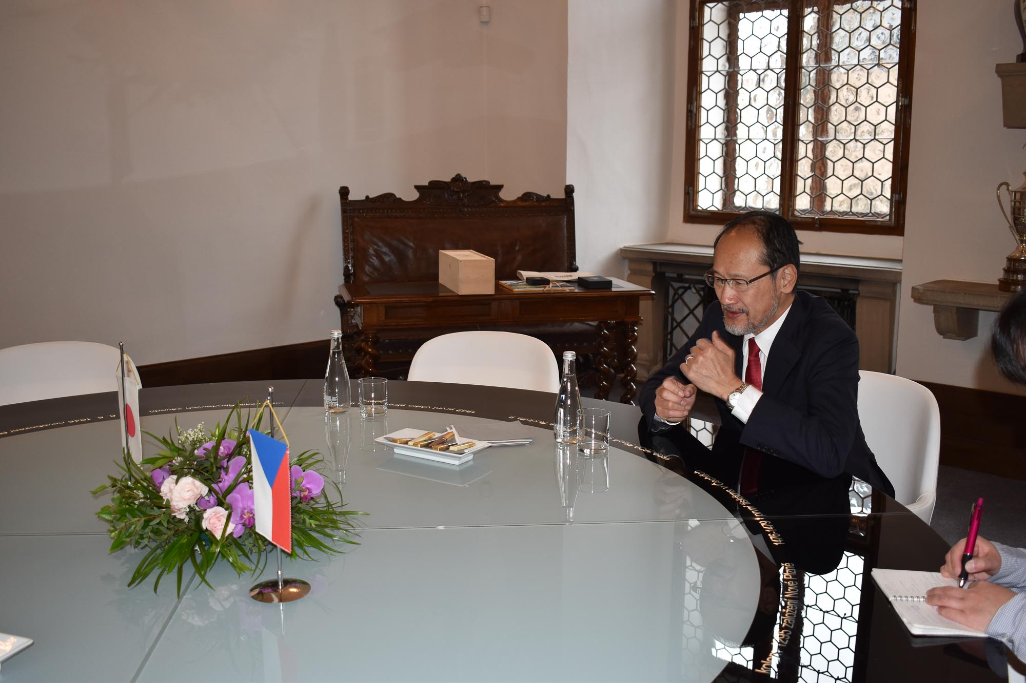 Velvyslanec Japonska Hideo Suzuki v Plzni (foto: A. Jarošová, 24.5.2022)