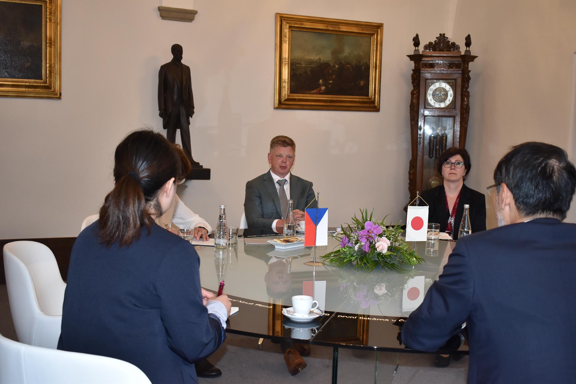 Velvyslanec Japonska Hideo Suzuki v Plzni (foto: A. Jarošová, 24.5.2022)
