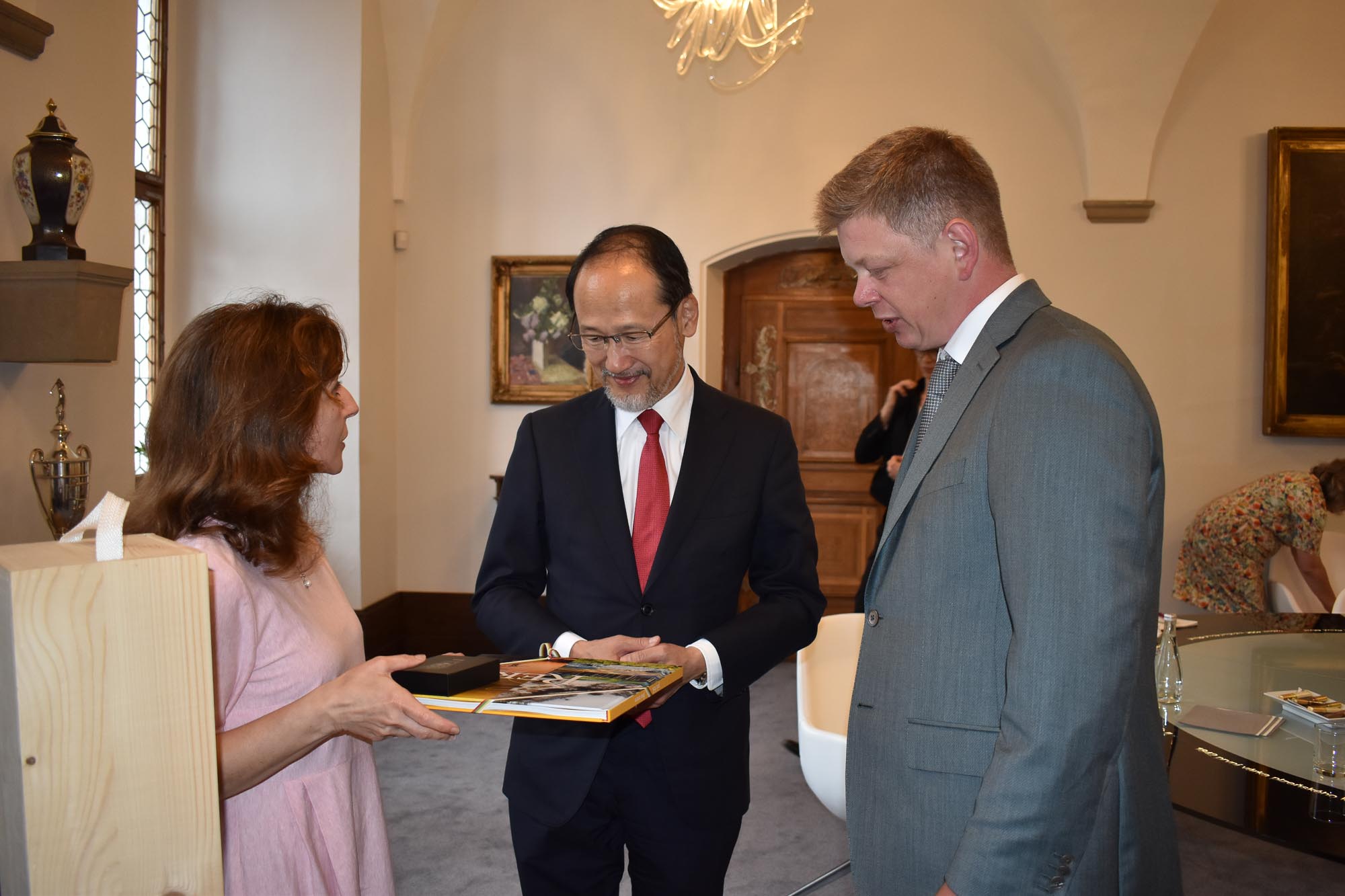Velvyslanec Japonska Hideo Suzuki v Plzni (foto: A. Jarošová, 24.5.2022)