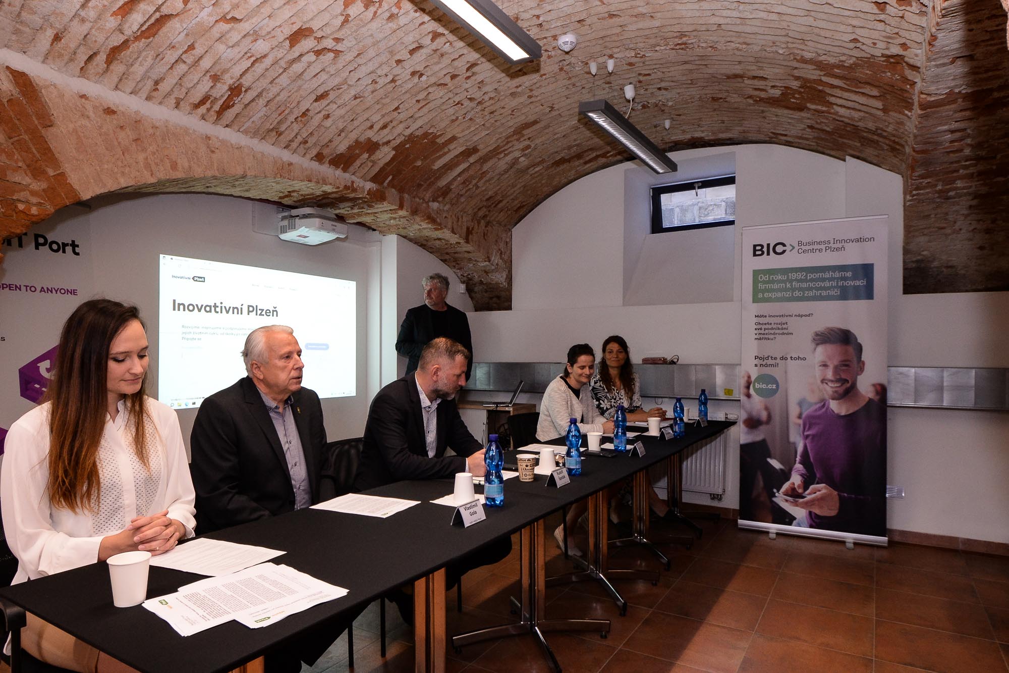 Tisková konference Plzeňský Inovační Ekosystém / Festival Inovujeme Plzeň 2022 (foto: M. Pecuch, 2.6.2022)