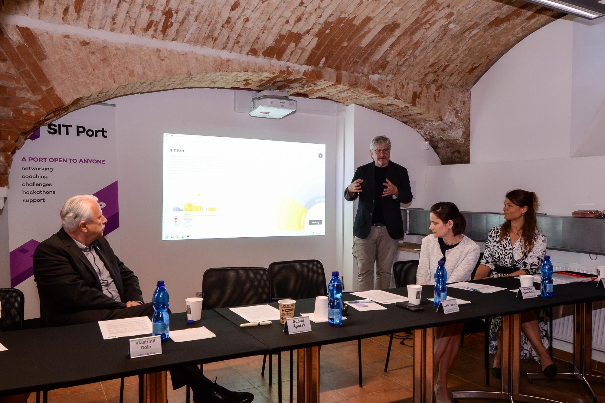 Tisková konference Plzeňský Inovační Ekosystém / Festival Inovujeme Plzeň 2022 (foto: M. Pecuch, 2.6.2022)