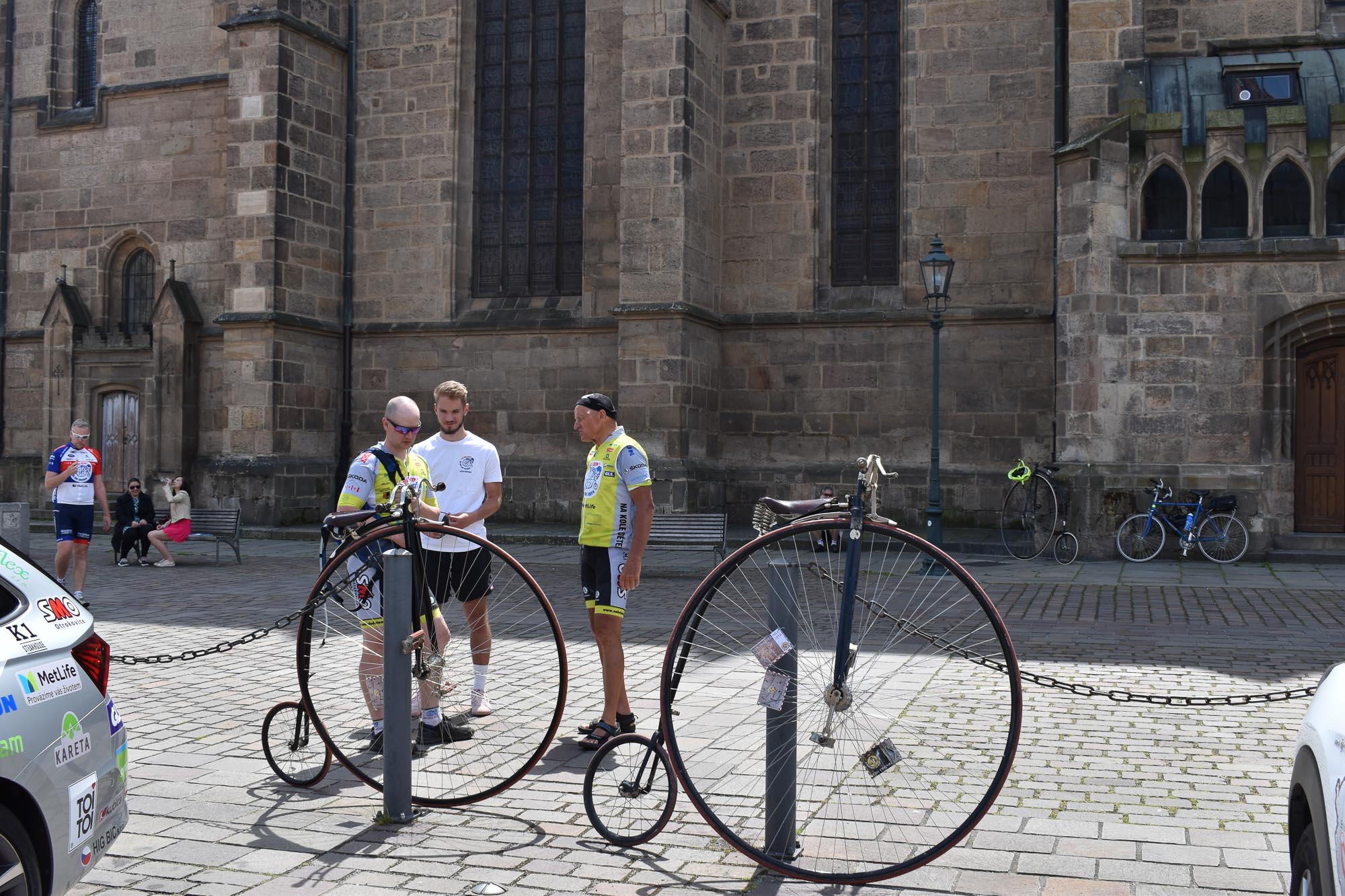 Cyklotour vybírá peníze na onkologicky nemocné děti (foto: A. Jarošová, 2.6.2022)