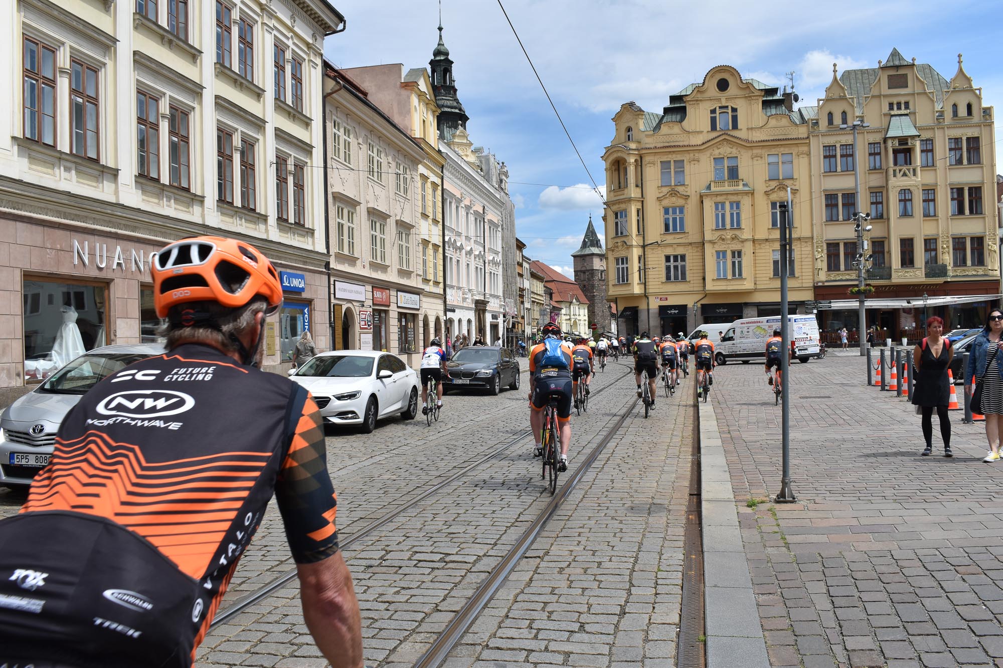 Cyklotour vybírá peníze na onkologicky nemocné děti (foto: A. Jarošová, 2.6.2022)