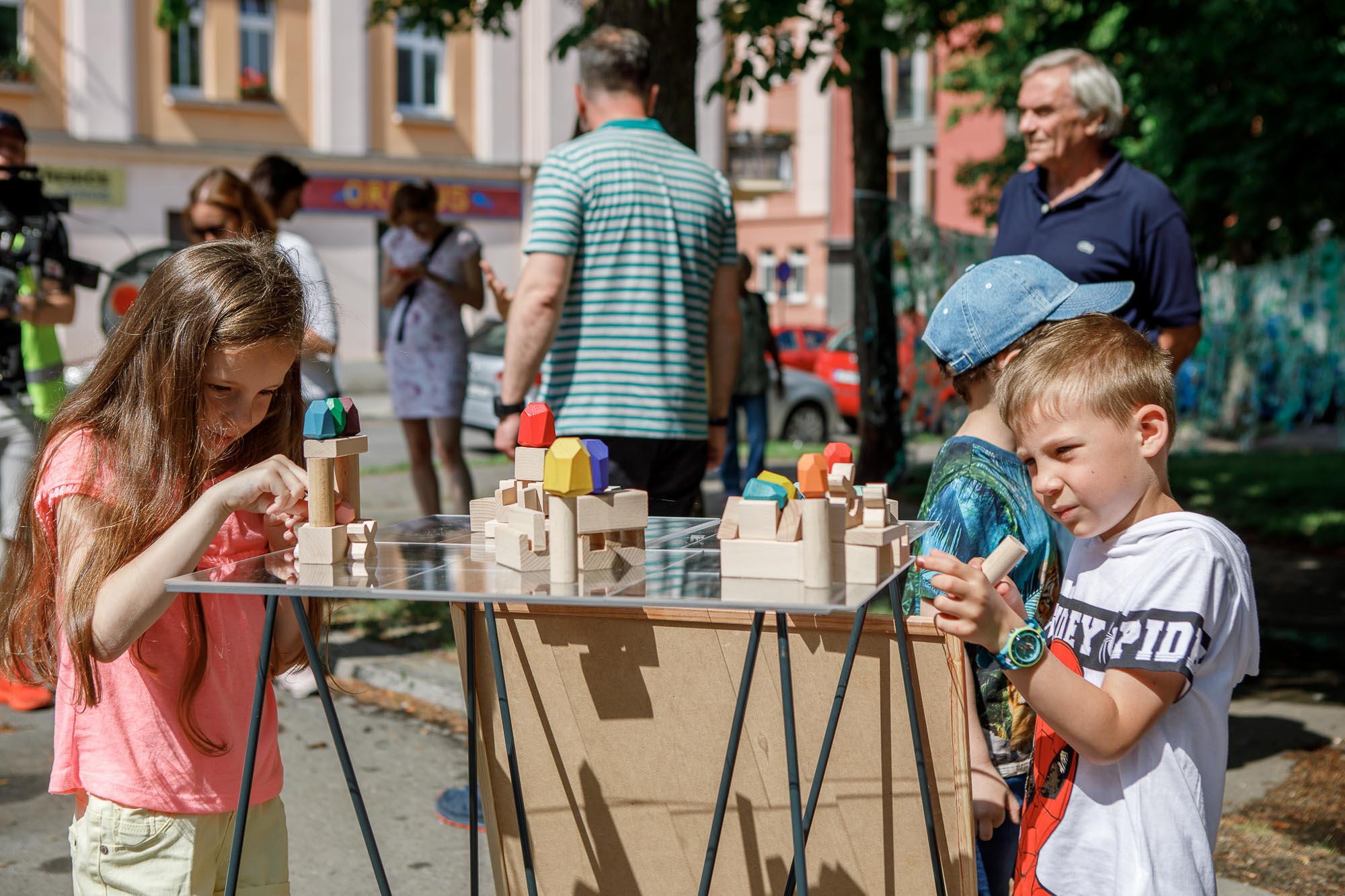 Loutkové Slovany (foto: V. Štaif, 4.6.2022)