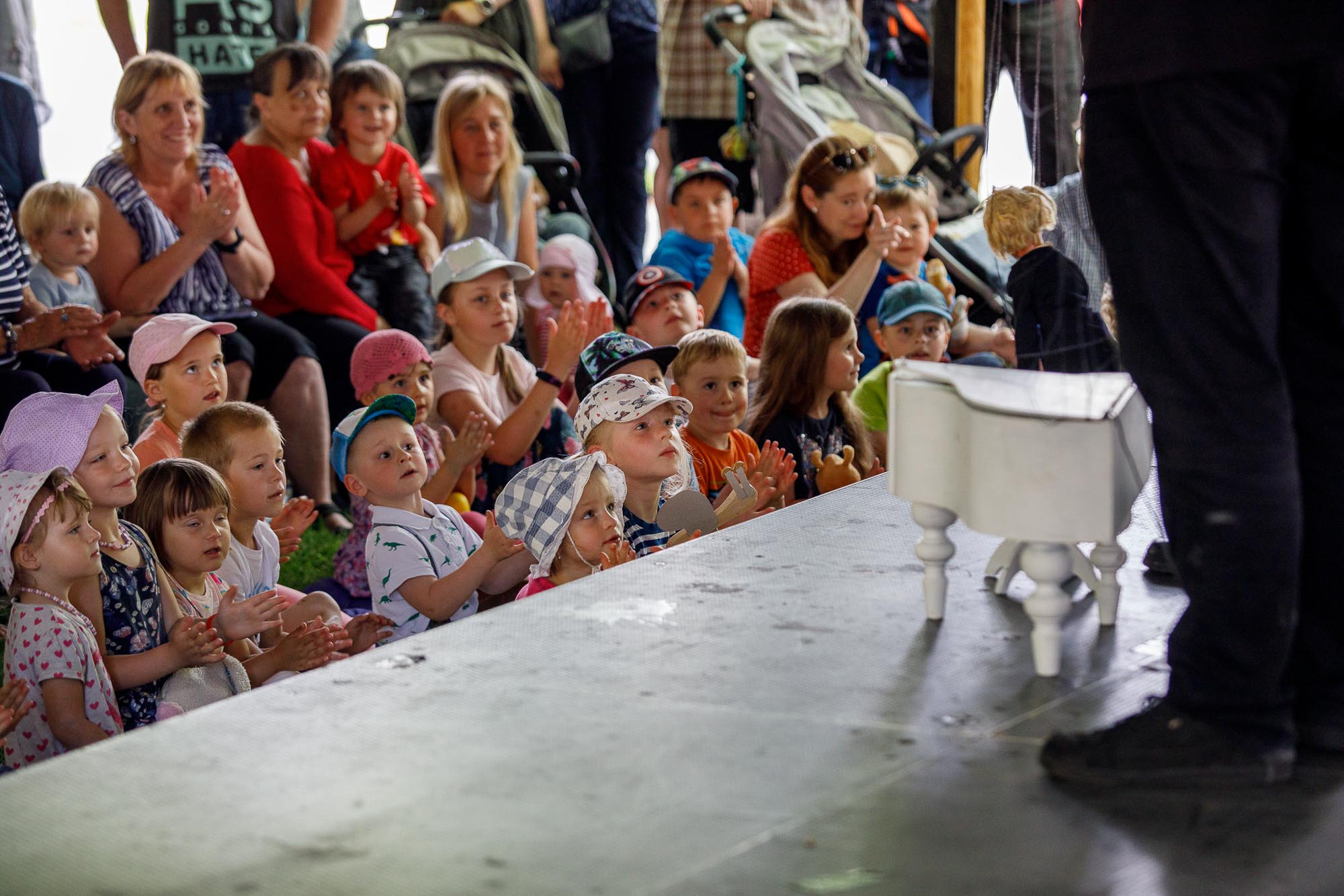 Loutkové Slovany (foto: V. Štaif, 4.6.2022)