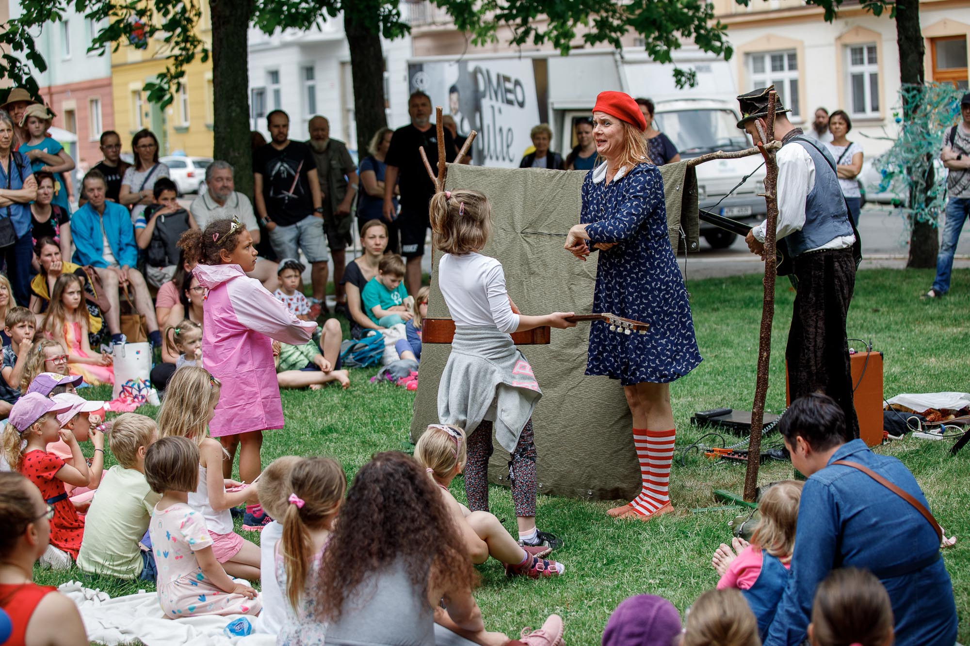 Loutkové Slovany (foto: V. Štaif, 4.6.2022)