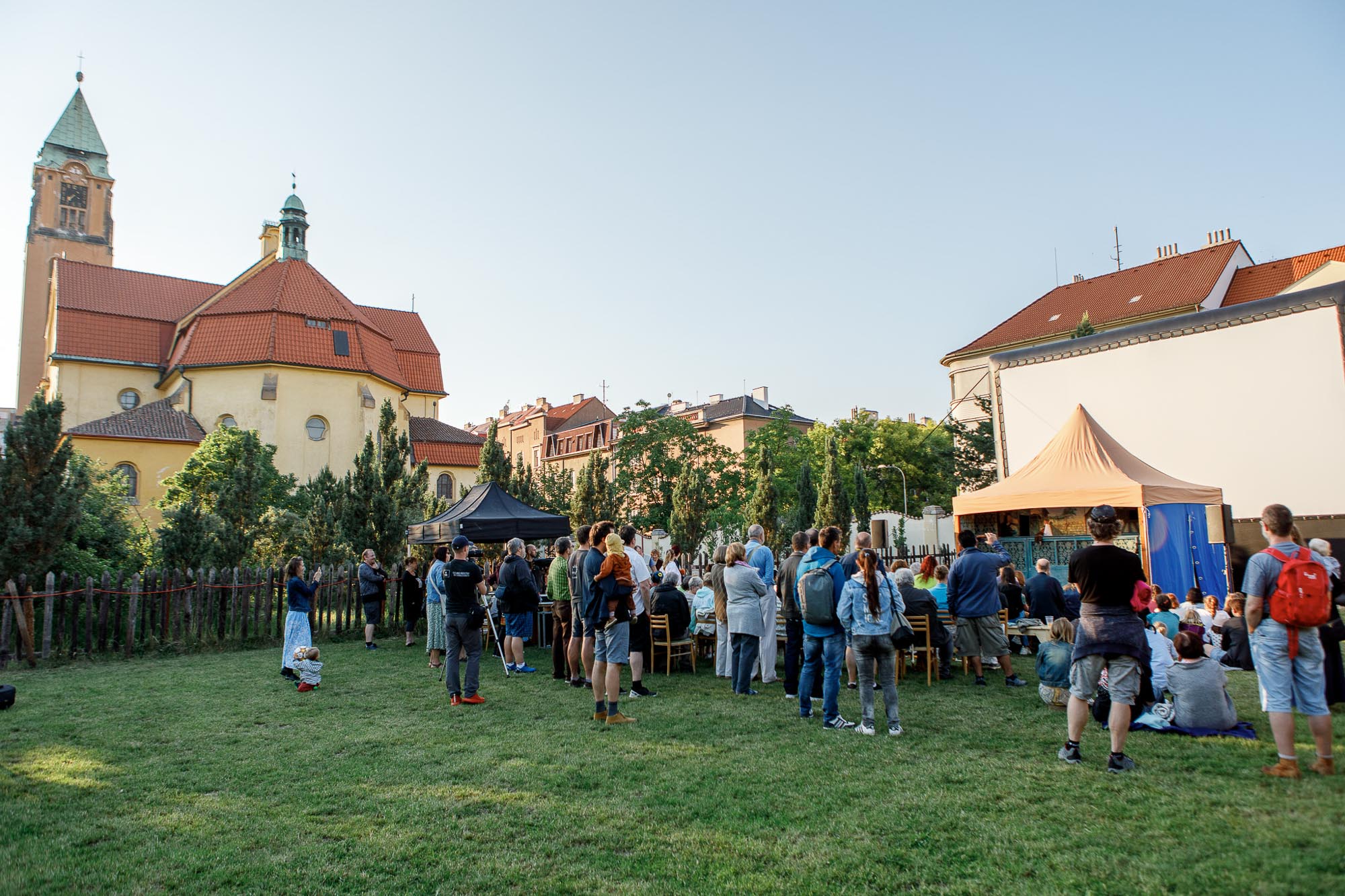 Loutkové Slovany (foto: V. Štaif, 4.6.2022)