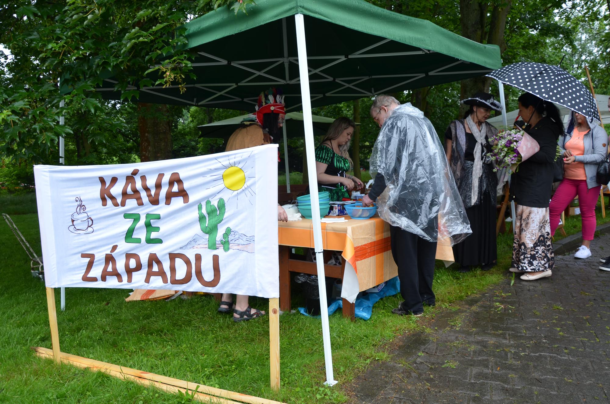 Zahradní slavnost na Divokém západě (foto: E. Kriegerová, 7.6.2022)