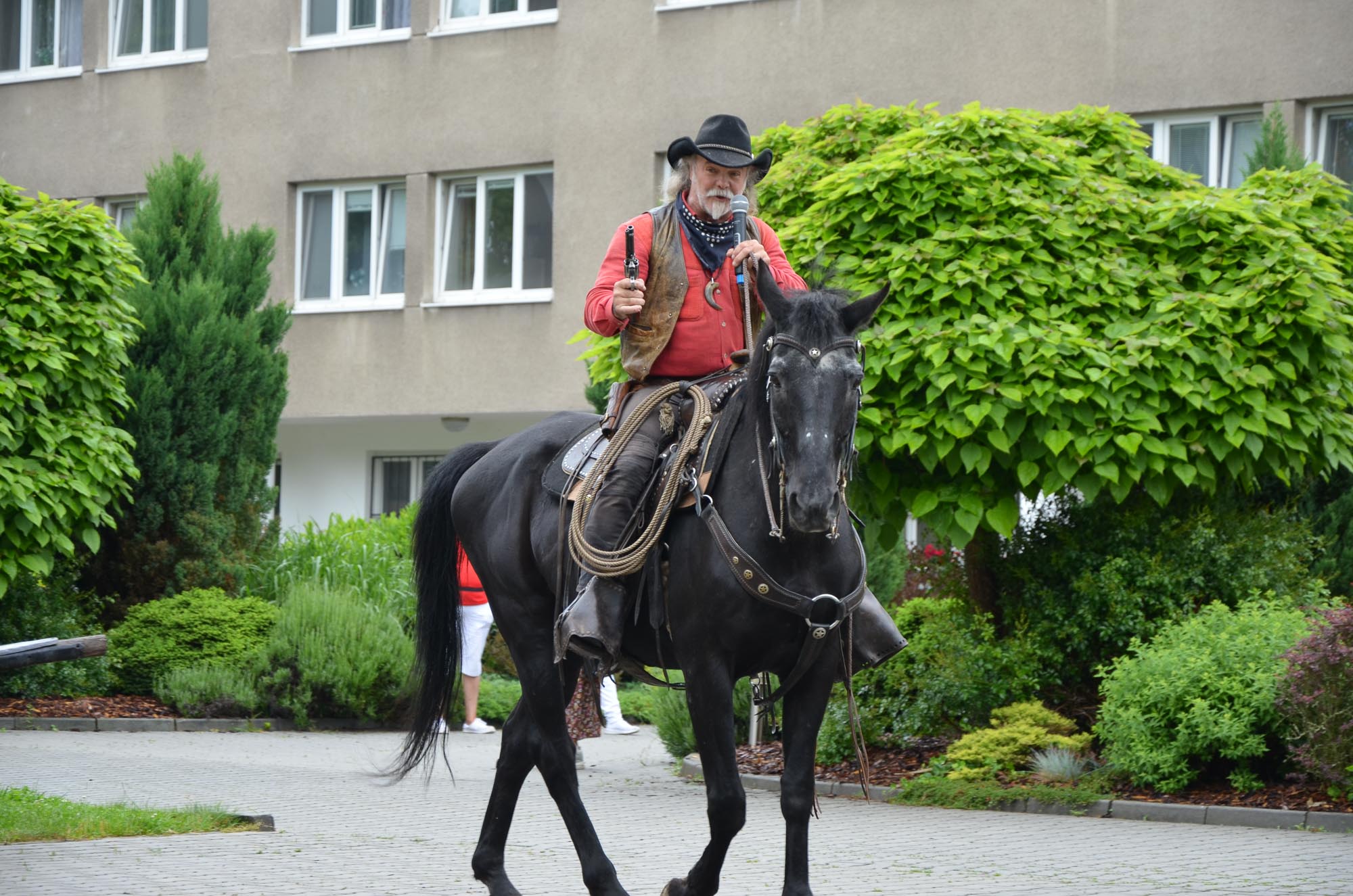 Zahradní slavnost na Divokém západě (foto: E. Kriegerová, 7.6.2022)