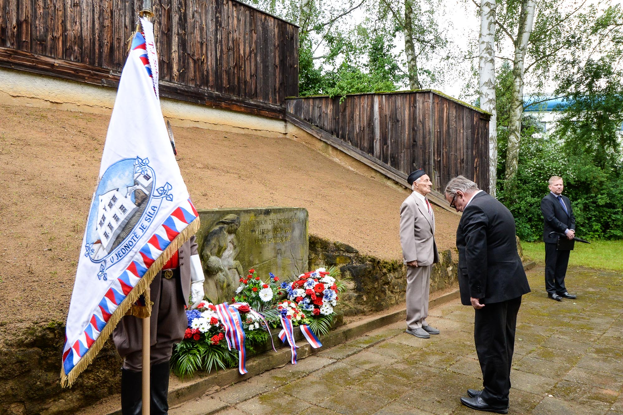 Plzeň uctila památku obětí heydrichiády (foto: M. Pecuch, 9.6.2022)