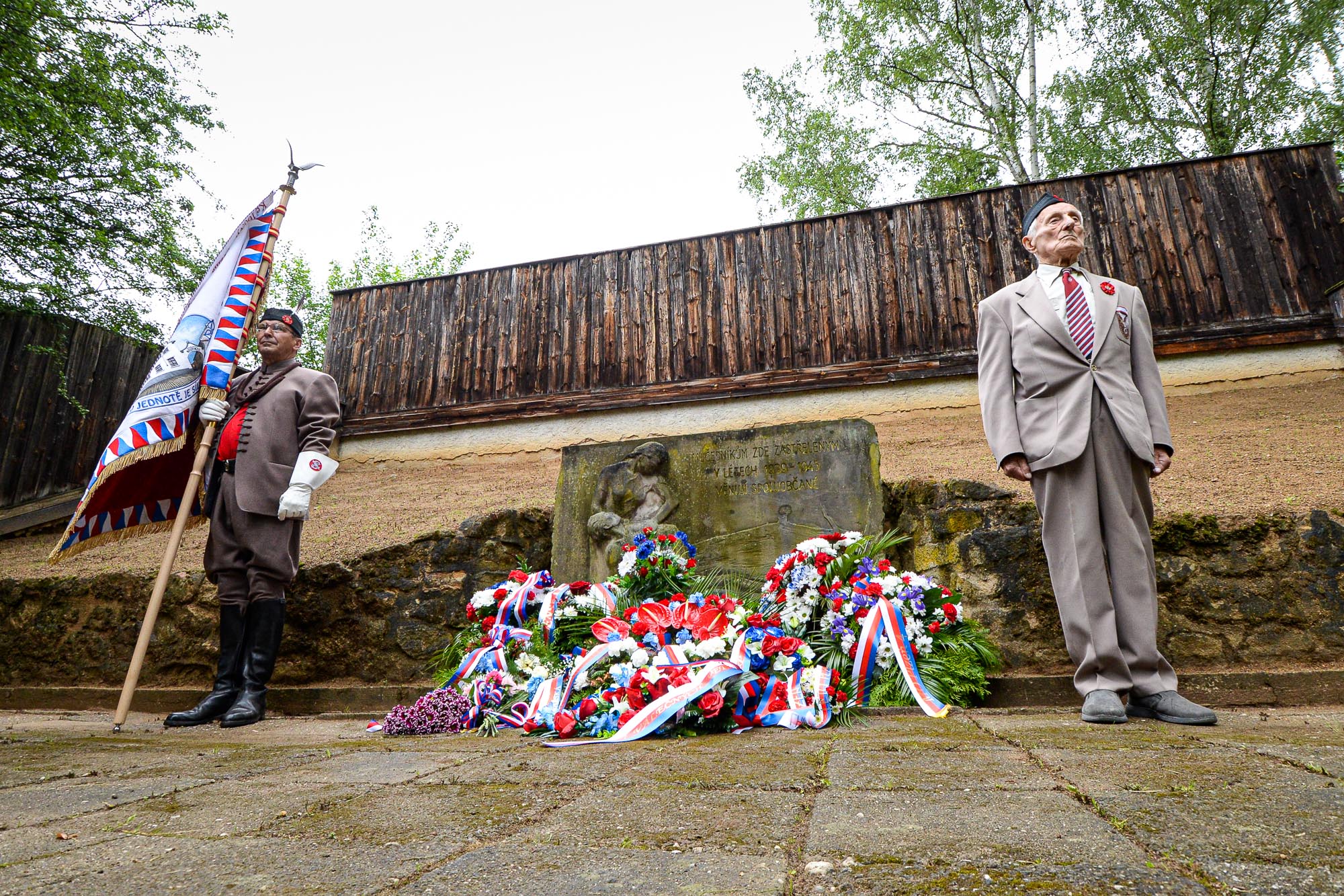 Plzeň uctila památku obětí heydrichiády (foto: M. Pecuch, 9.6.2022)