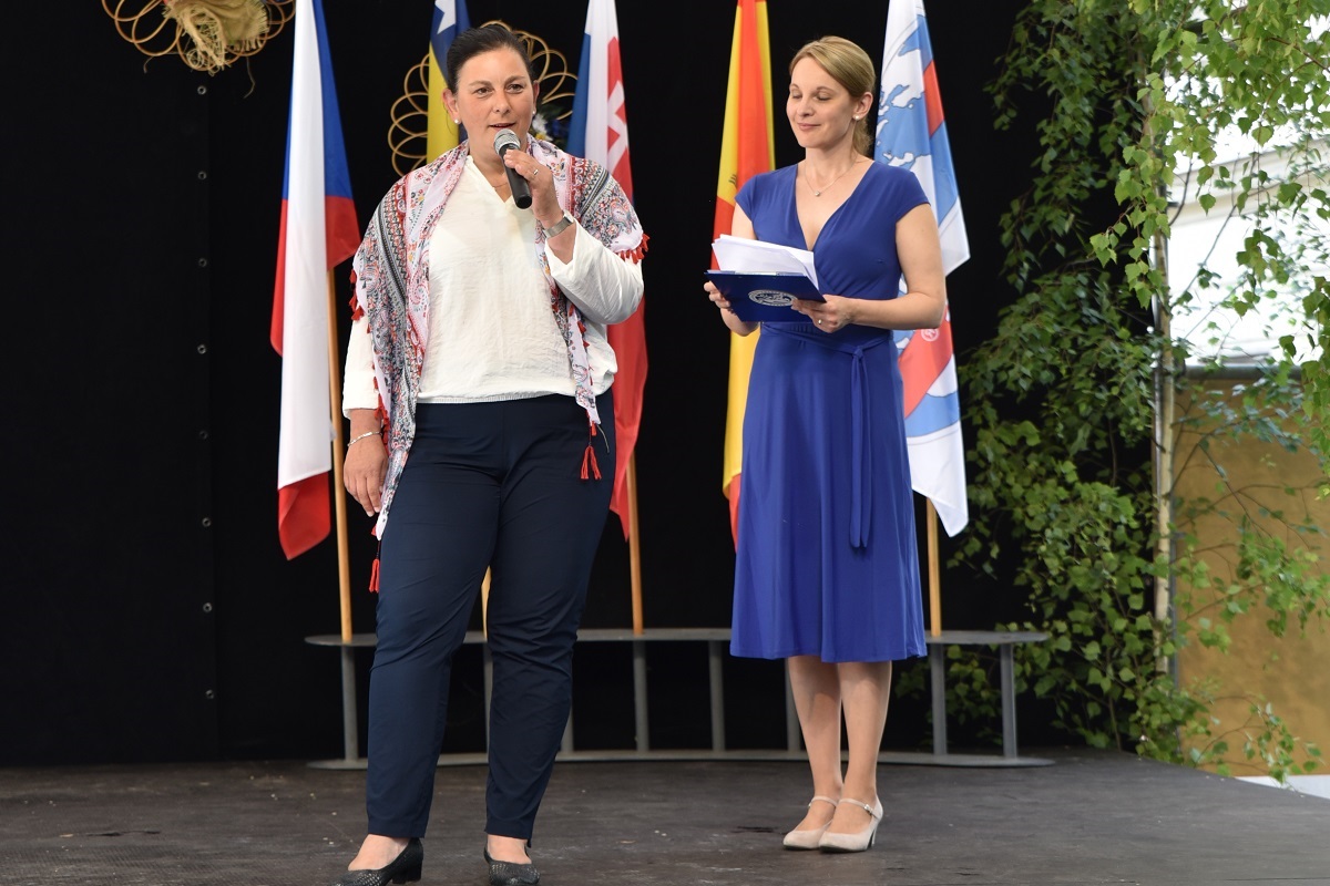 Radost z hudby i tance a také spoustu energie. To rozdávali minulý týden na mnoha místech Plzně i plzeňského regionu účastníci Mezinárodního folklorního festivalu CIOFF® Plzeň. Uskutečnil se od 8. do 11. června 2022 po tříleté přestávce, neboť v letech 2020 a 2021 se kvůli pandemii onemocnění covid-19 konat nemohl. (zdroj: Mezinárodní folklorní festival CIOFF® Plzeň, 12.6.2022)