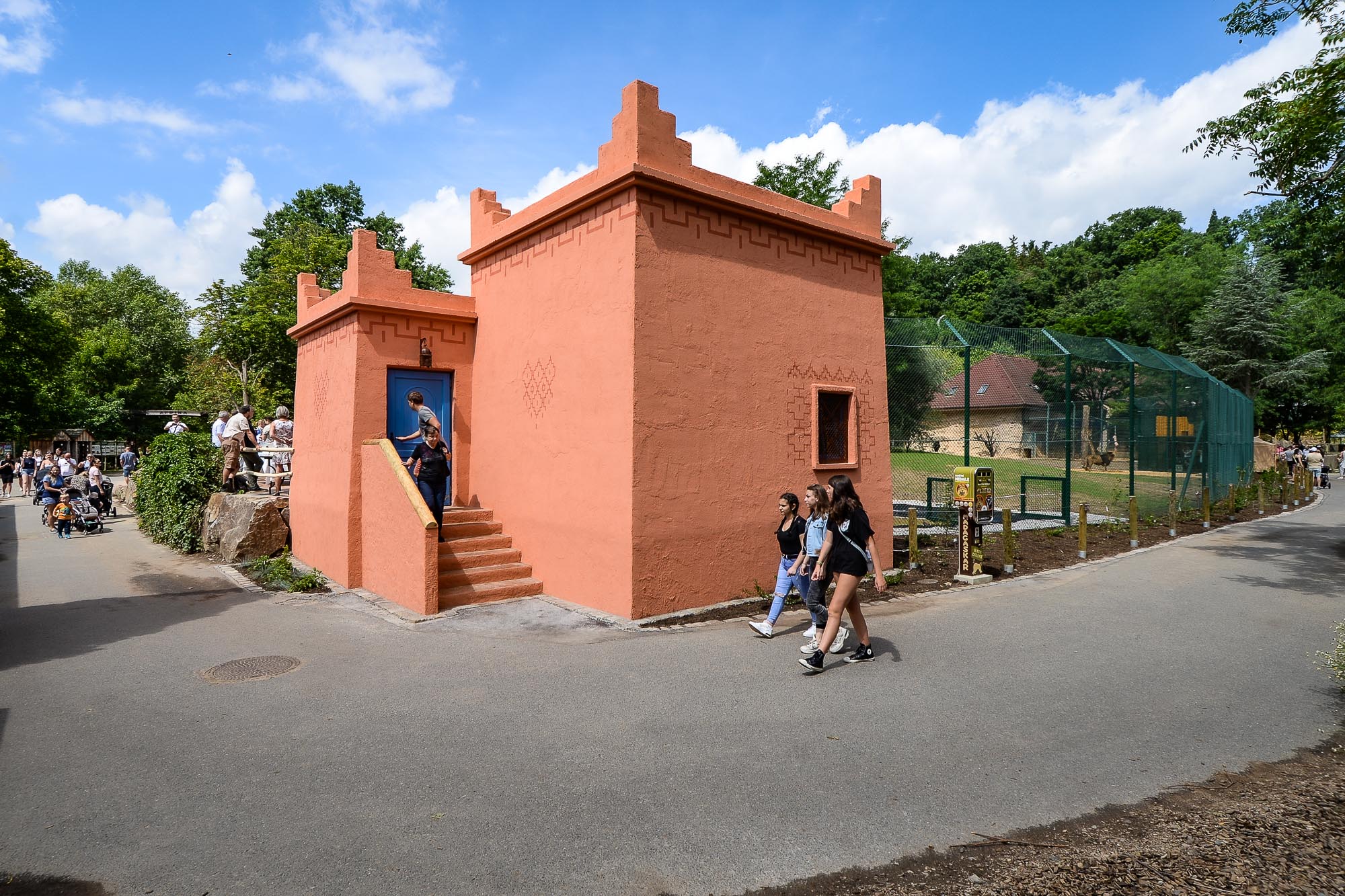 Plzeňská zoo modernizovala výběh pro lvy (foto: M. Pecuch, 28.6.2022)