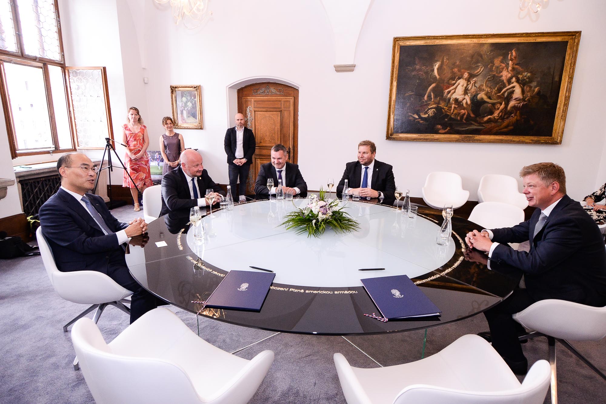 Viktoria Plzeň a Doosan podepsaly novou smlouvu o generálním partnerství (foto: M. Pecuch, 28.6.2022)