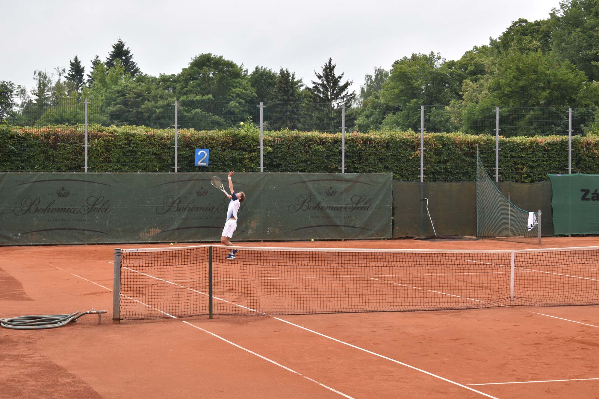 Začal mezinárodní tenisový turnaj juniorů Ex Pilsen Babolat Cup