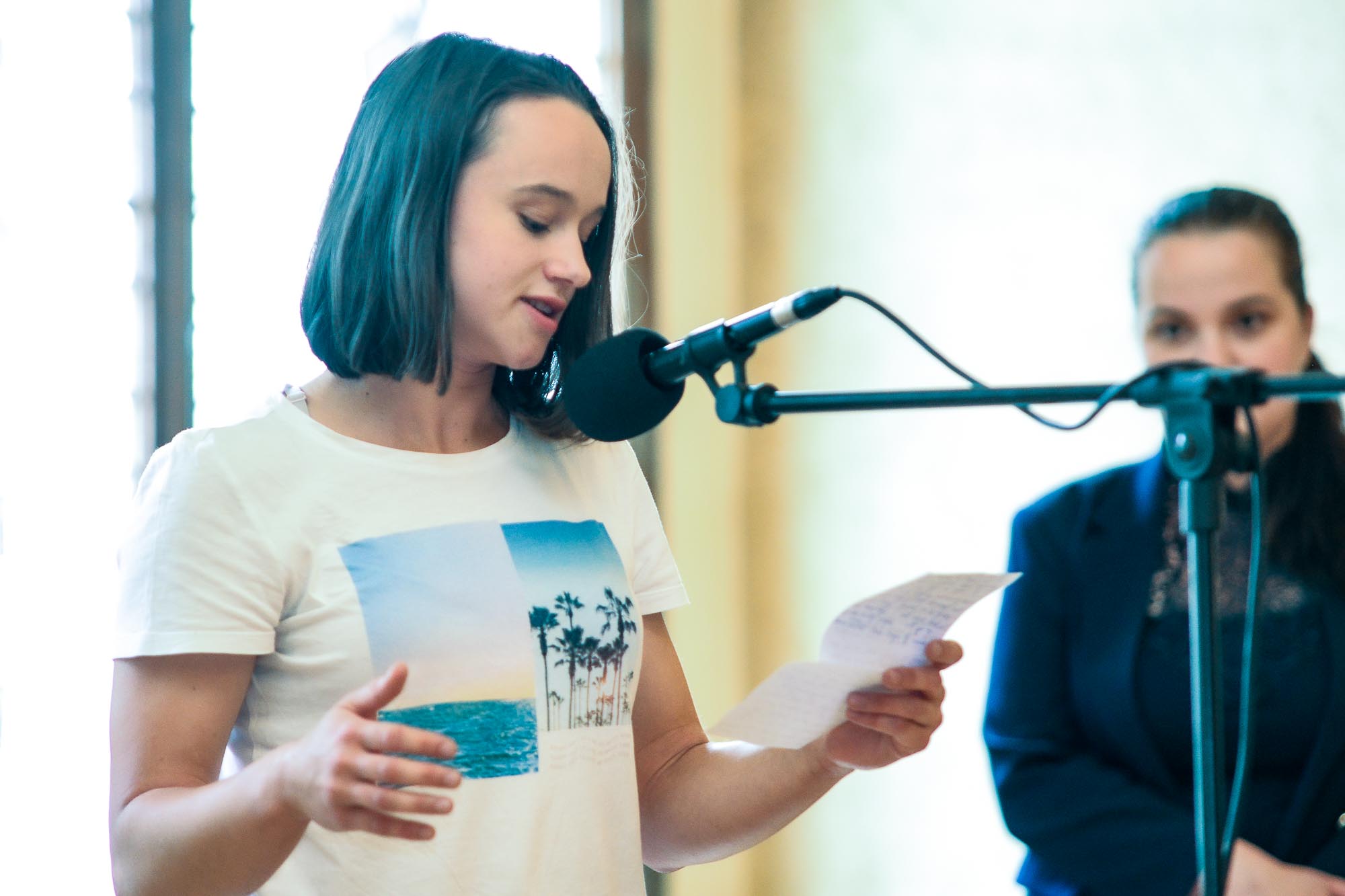 Stipendisté mezinárodní letní jazykové školy navštívili radnici (foto: M. Pecuch, 13.7.2022)