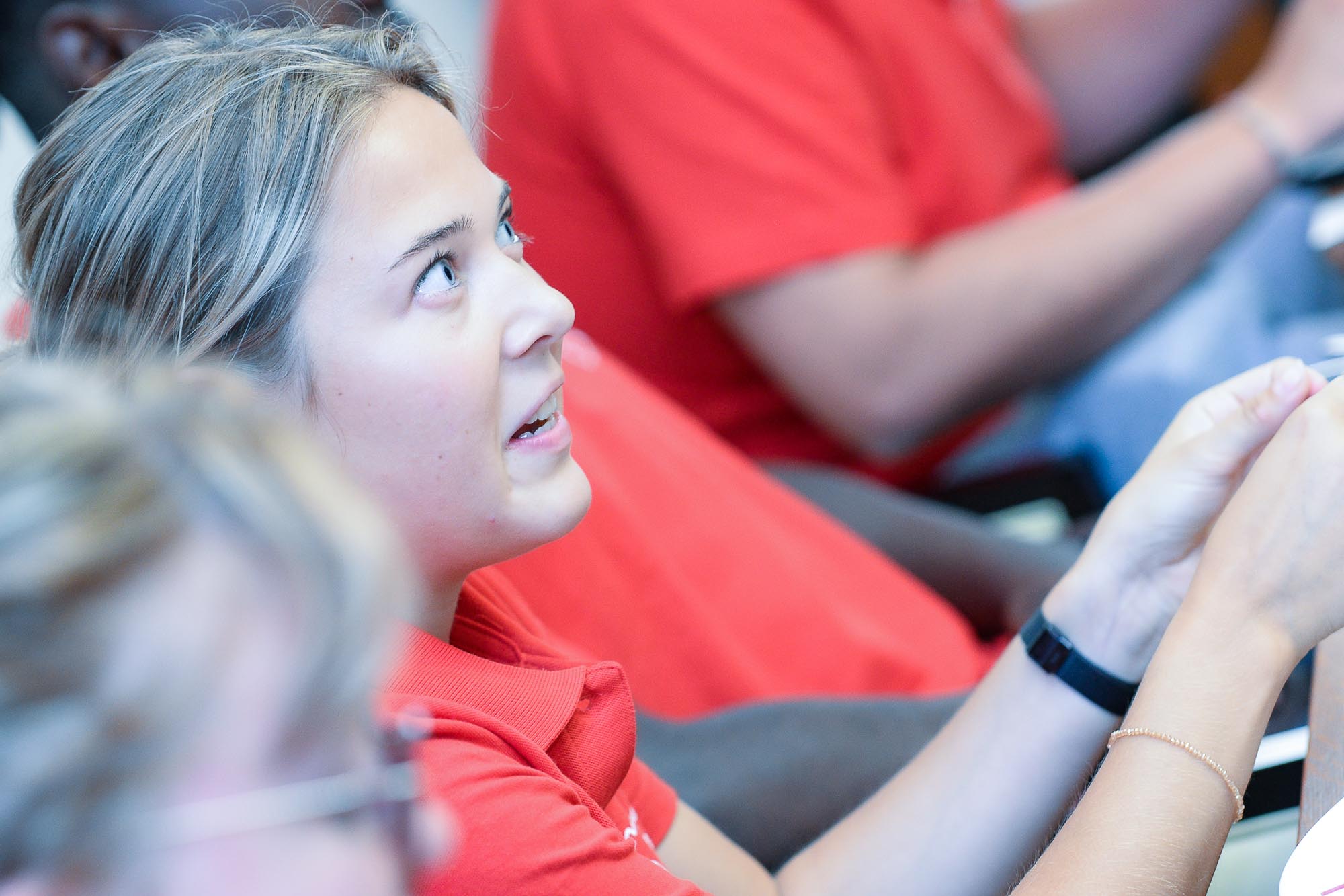 Účastníky mezinárodního kempu mládeže přijal v Plzni primátor Pavel Šindelář (foto: M. Pecuch, 18.7.2022)