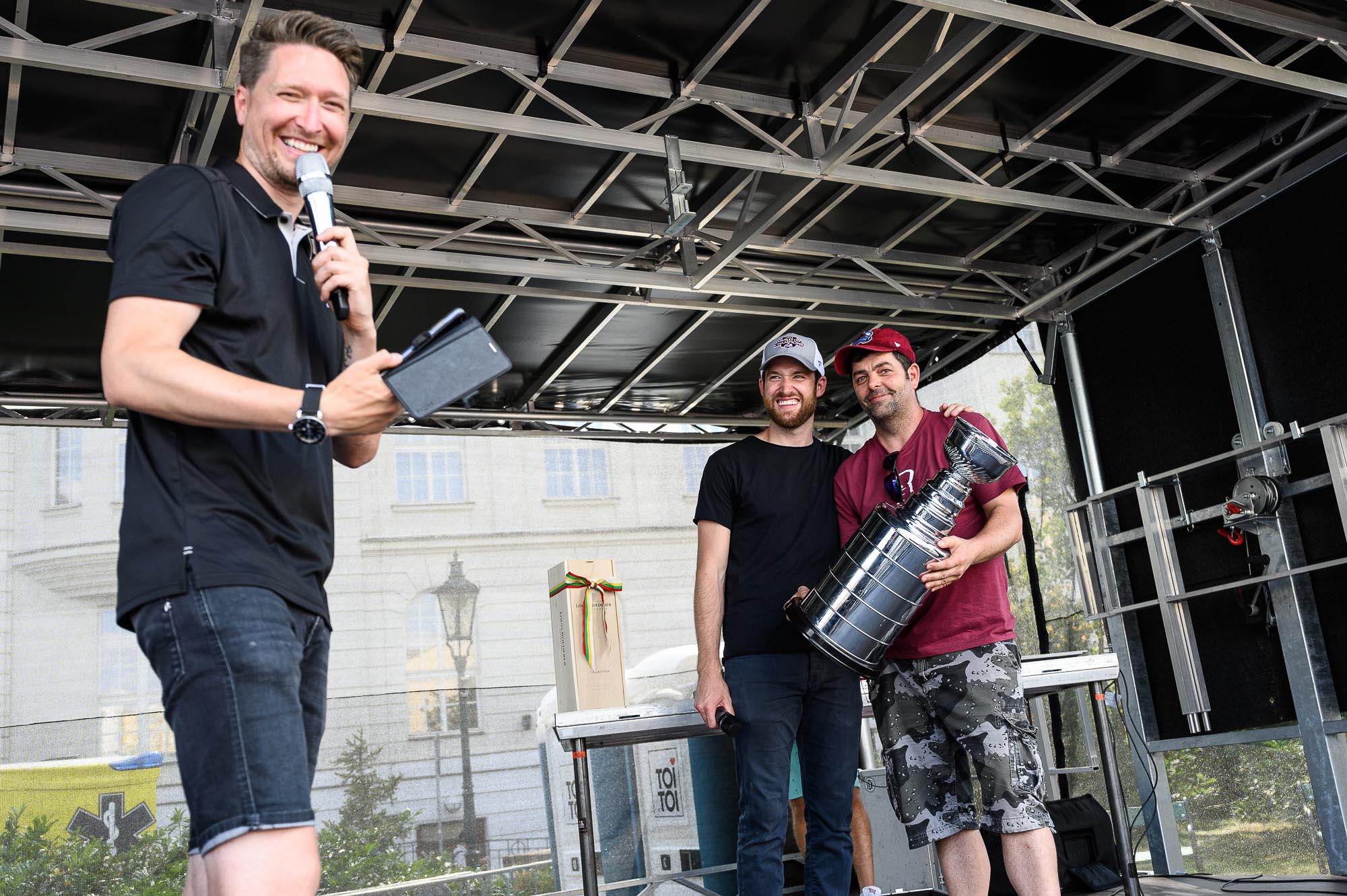 Pavel Francouz přivezl do Plzně Stanley Cup (foto: V. Vecka, 22.7.2022)
