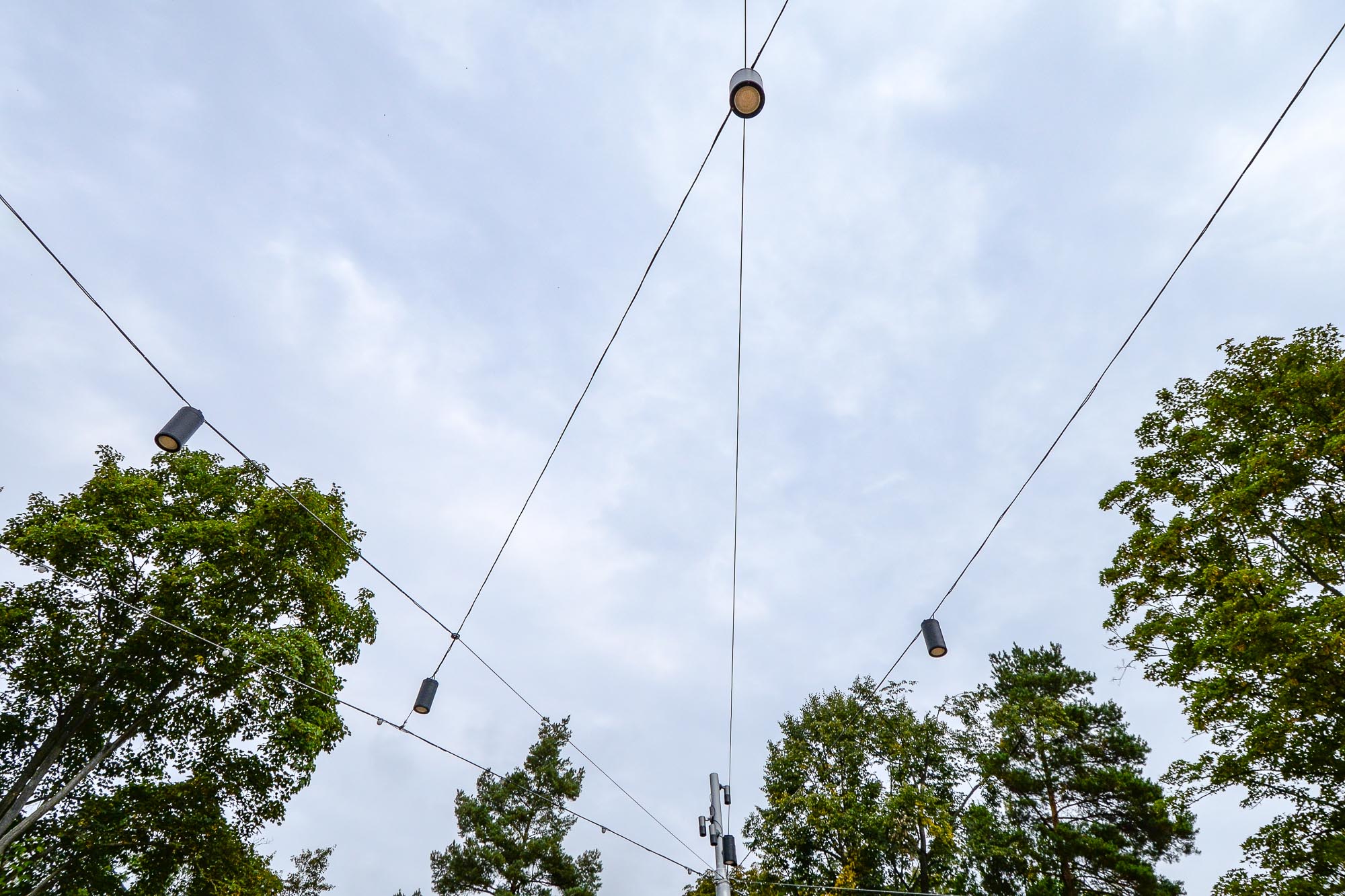 Zrevitalizovaný park za OC Plzeň Plaza se otevřel veřejnosti (foto: M. Pecuch, 19.8.2022)