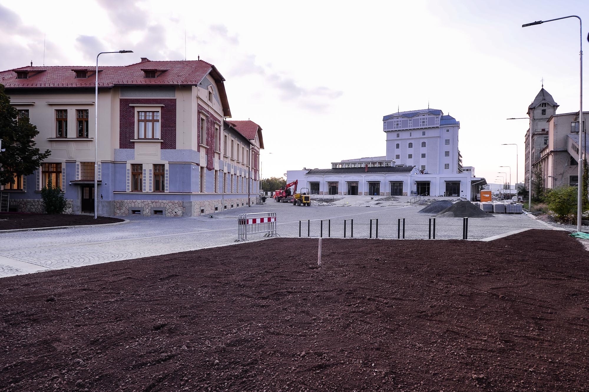 První školní den v Plzni (foto: M. Pecuch, A. Jarošová, E. Kriegerová, H. Josefová, 1.9.2022)