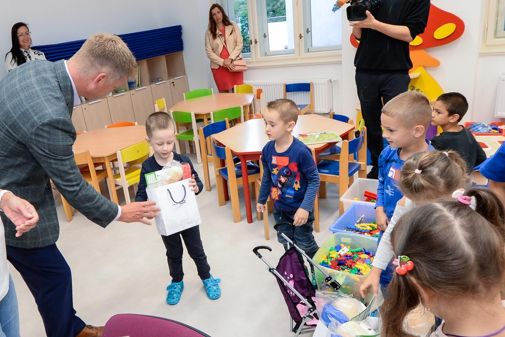 První školní den v Plzni (foto: M. Pecuch, A. Jarošová, E. Kriegerová, H. Josefová, 1.9.2022)