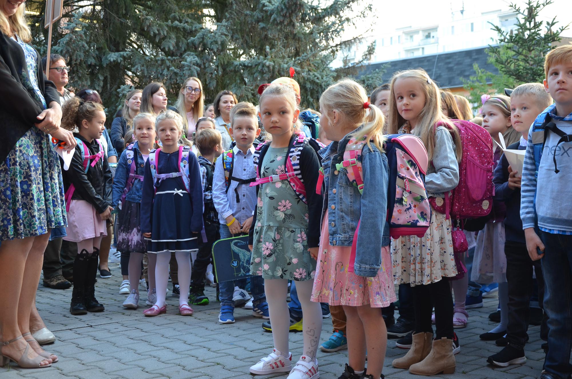 První školní den v Plzni (foto: M. Pecuch, A. Jarošová, E. Kriegerová, H. Josefová, 1.9.2022)
