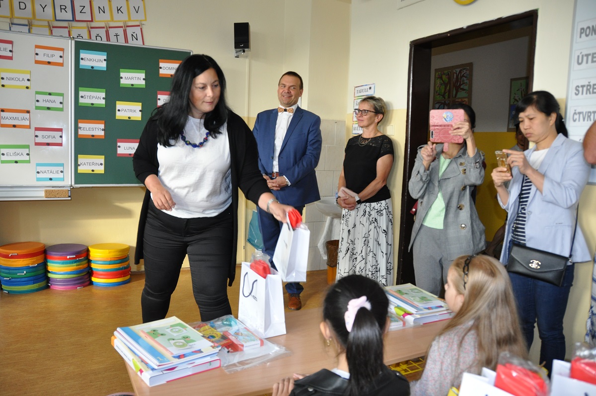 První školní den v Plzni (foto: M. Pecuch, A. Jarošová, E. Kriegerová, H. Josefová, 1.9.2022)