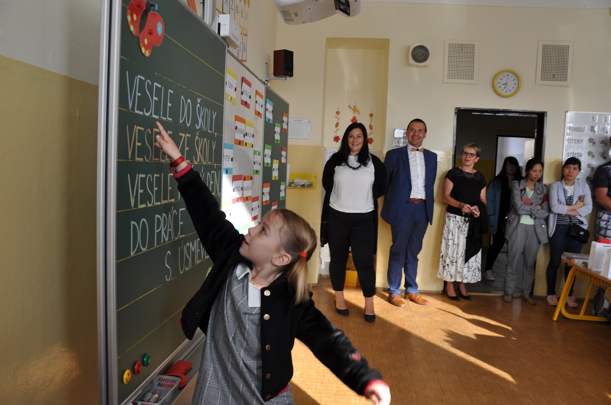První školní den v Plzni (foto: M. Pecuch, A. Jarošová, E. Kriegerová, H. Josefová, 1.9.2022)