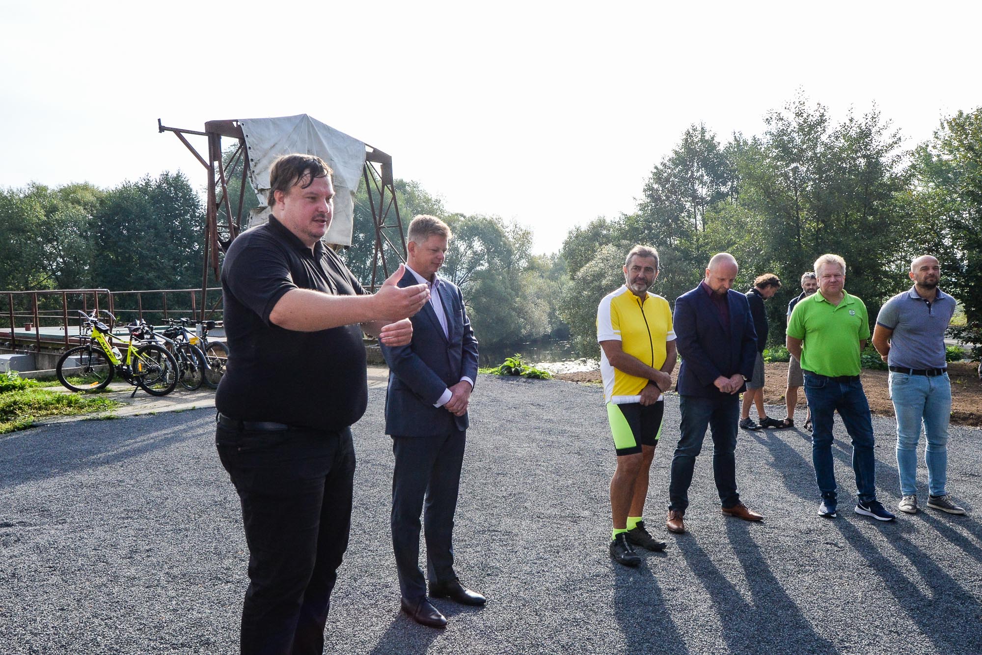 Nová cyklostezka podél Mže z Křimic do Malesic již slouží cyklistům (foto: M. Pecuch, 6.9.2022)