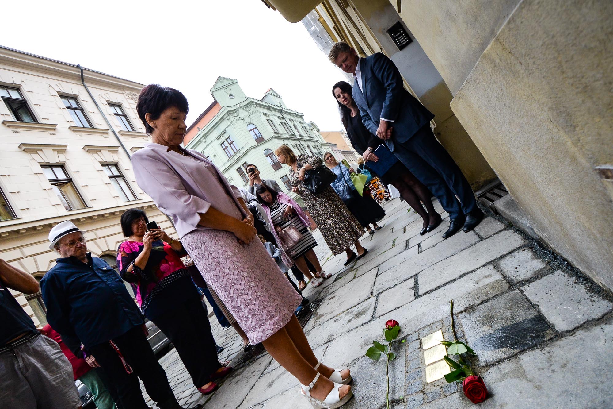 Kameny zmizelých připomínají oběti holokaustu (foto: M. Pecuch, 7.9.2022)