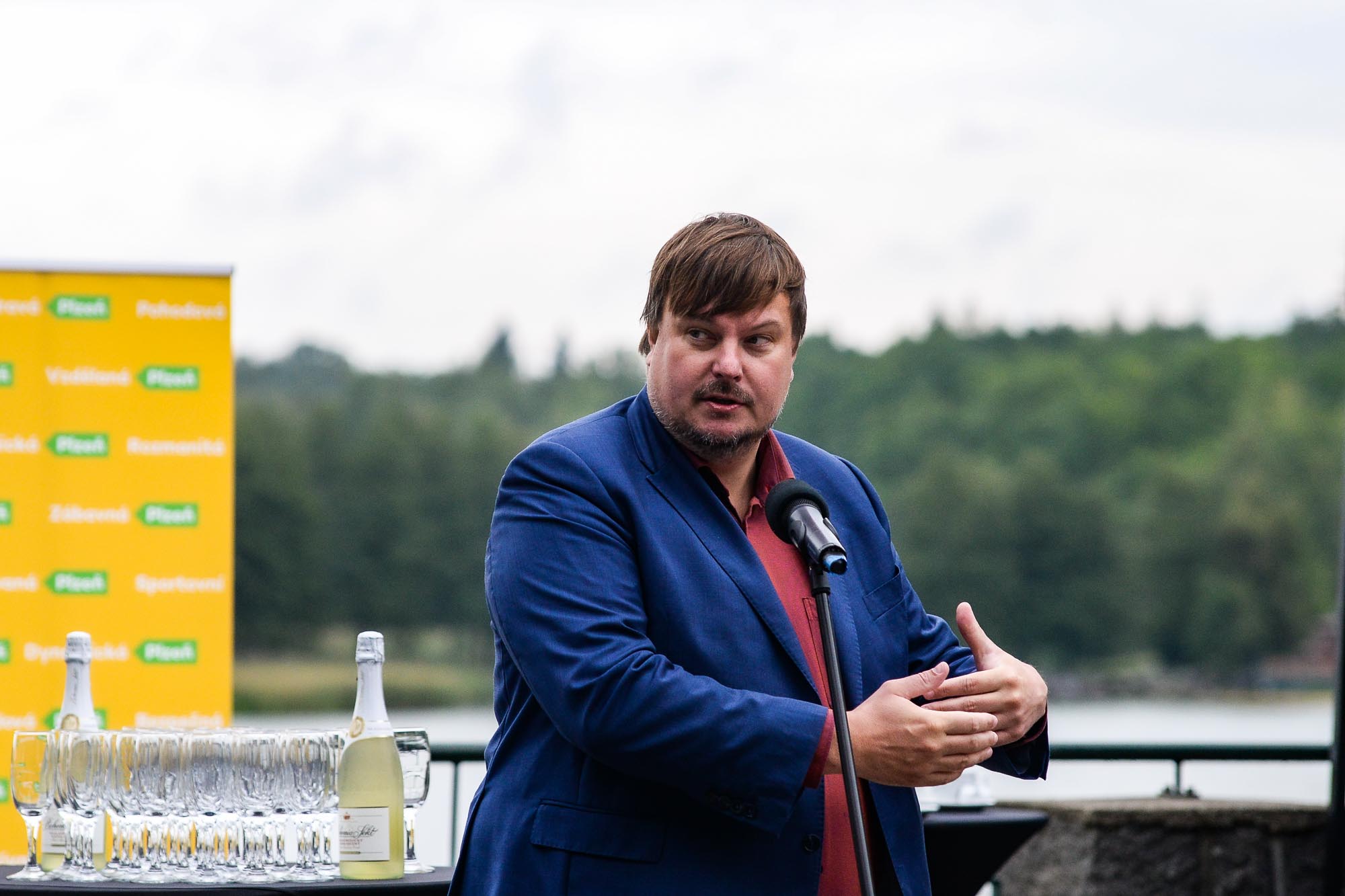 Plzeň začíná napouštět Velký bolevecký rybník přečištěnou vodou z Berounky (foto: M. Pecuch, 16.9.2022)