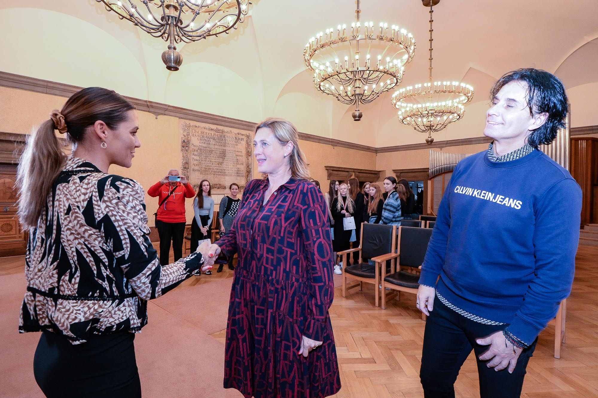 Plzeňské mistryně světa ze Storm Ballet zavítaly na plzeňskou radnici (foto: M. Pecuch, 20.9.2022)