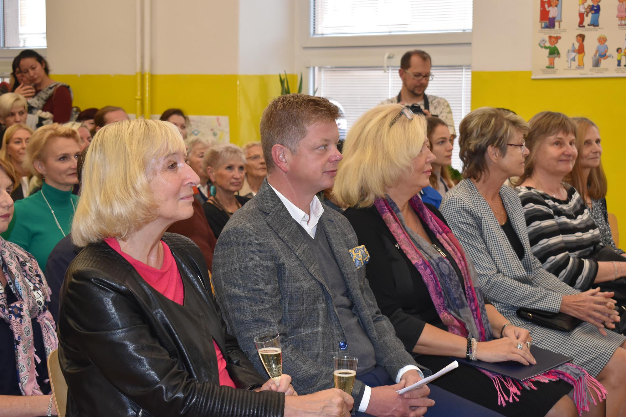 Odhalení pamětní desky Bohdanu Francovi (foto: A. Jarošová, 5.10.2022)