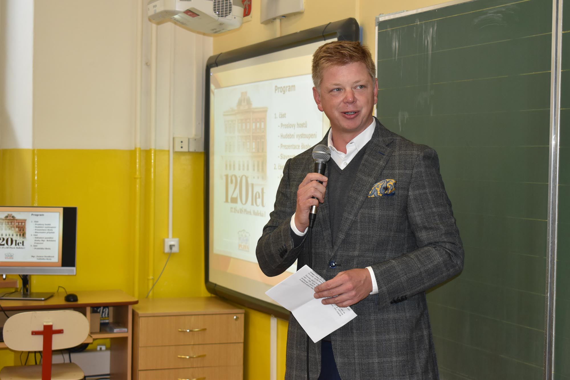 Odhalení pamětní desky Bohdanu Francovi (foto: A. Jarošová, 5.10.2022)