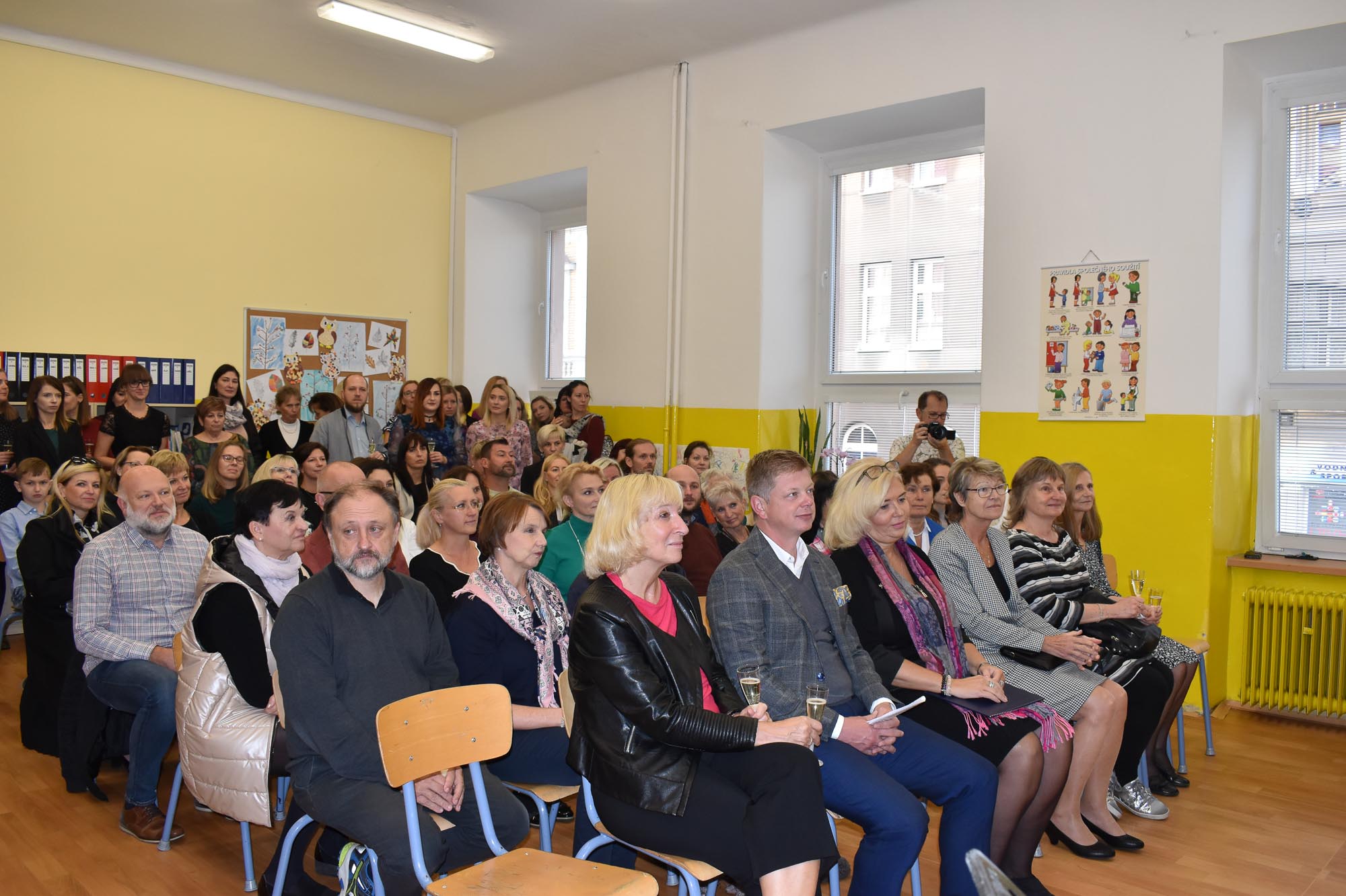 Odhalení pamětní desky Bohdanu Francovi (foto: A. Jarošová, 5.10.2022)