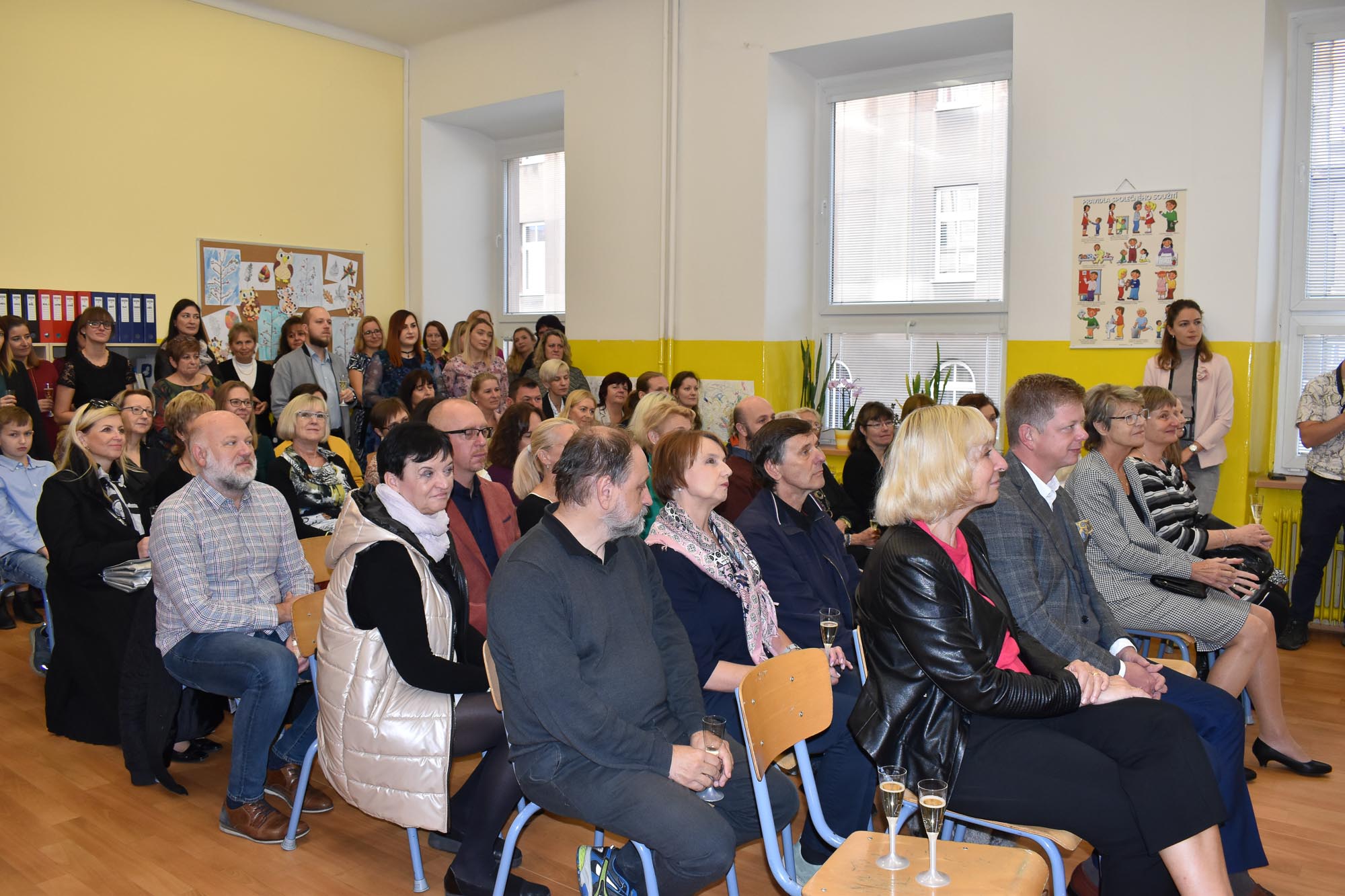 Odhalení pamětní desky Bohdanu Francovi (foto: A. Jarošová, 5.10.2022)