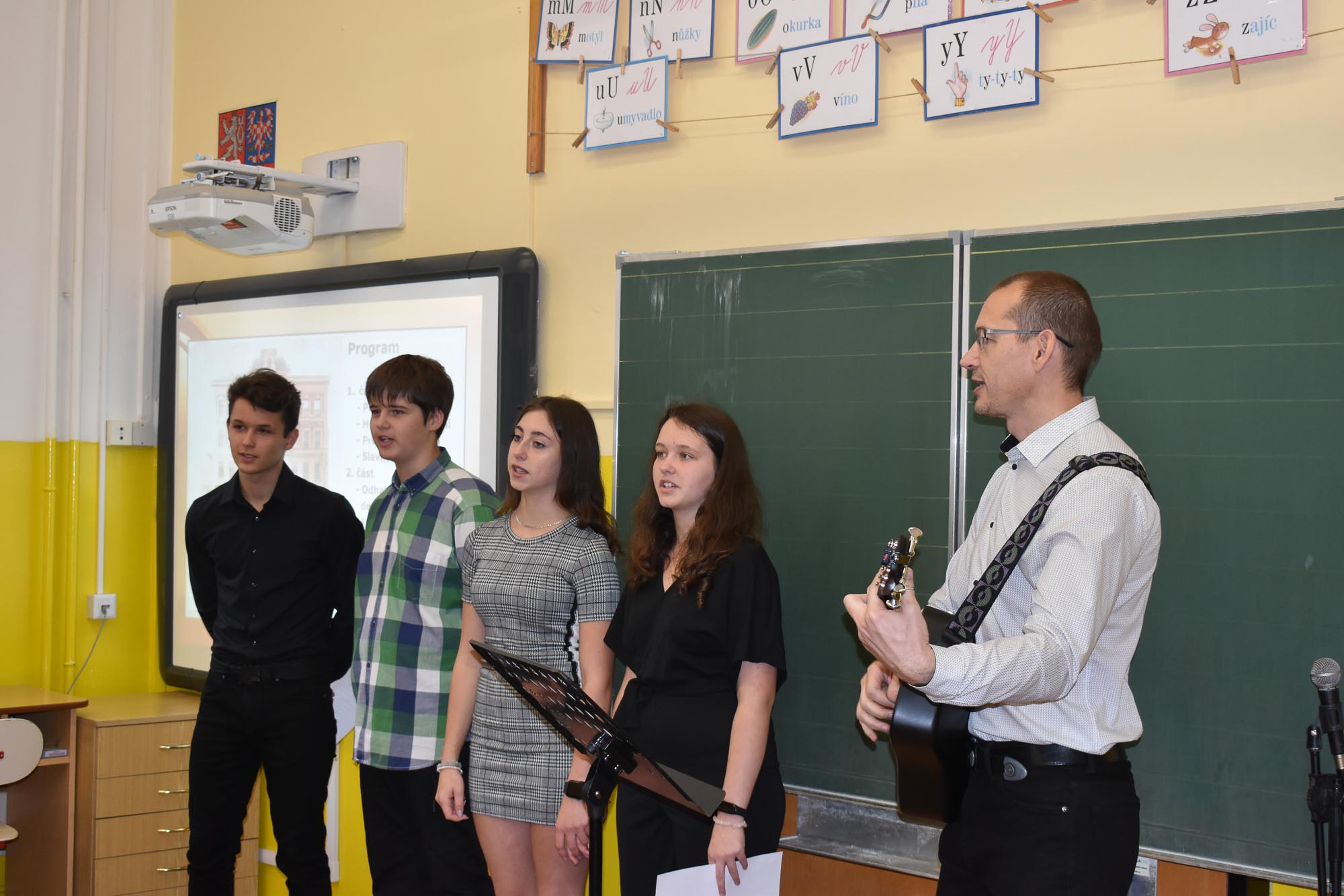 Odhalení pamětní desky Bohdanu Francovi (foto: A. Jarošová, 5.10.2022)