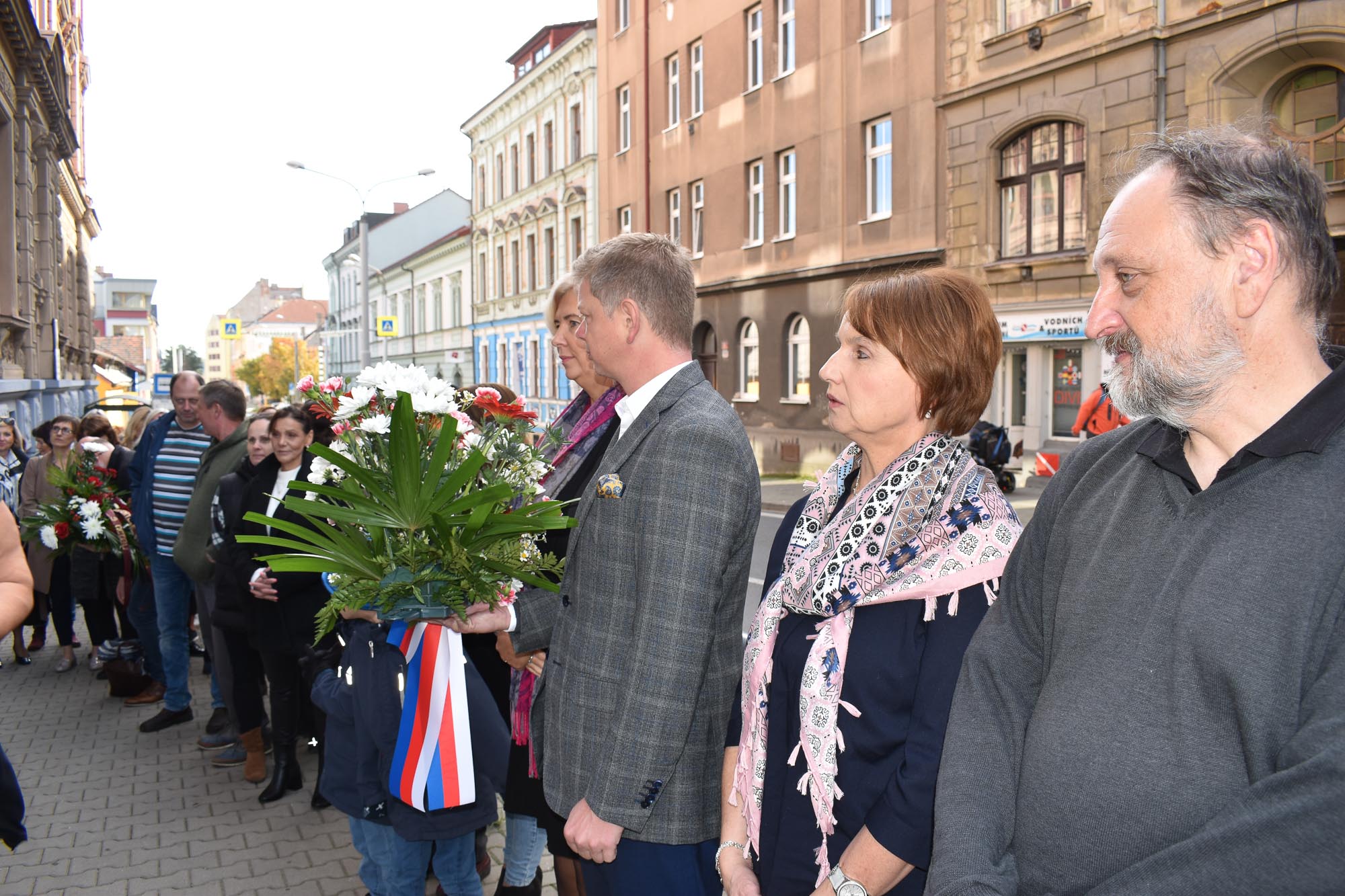 Odhalení pamětní desky Bohdanu Francovi (foto: A. Jarošová, 5.10.2022)