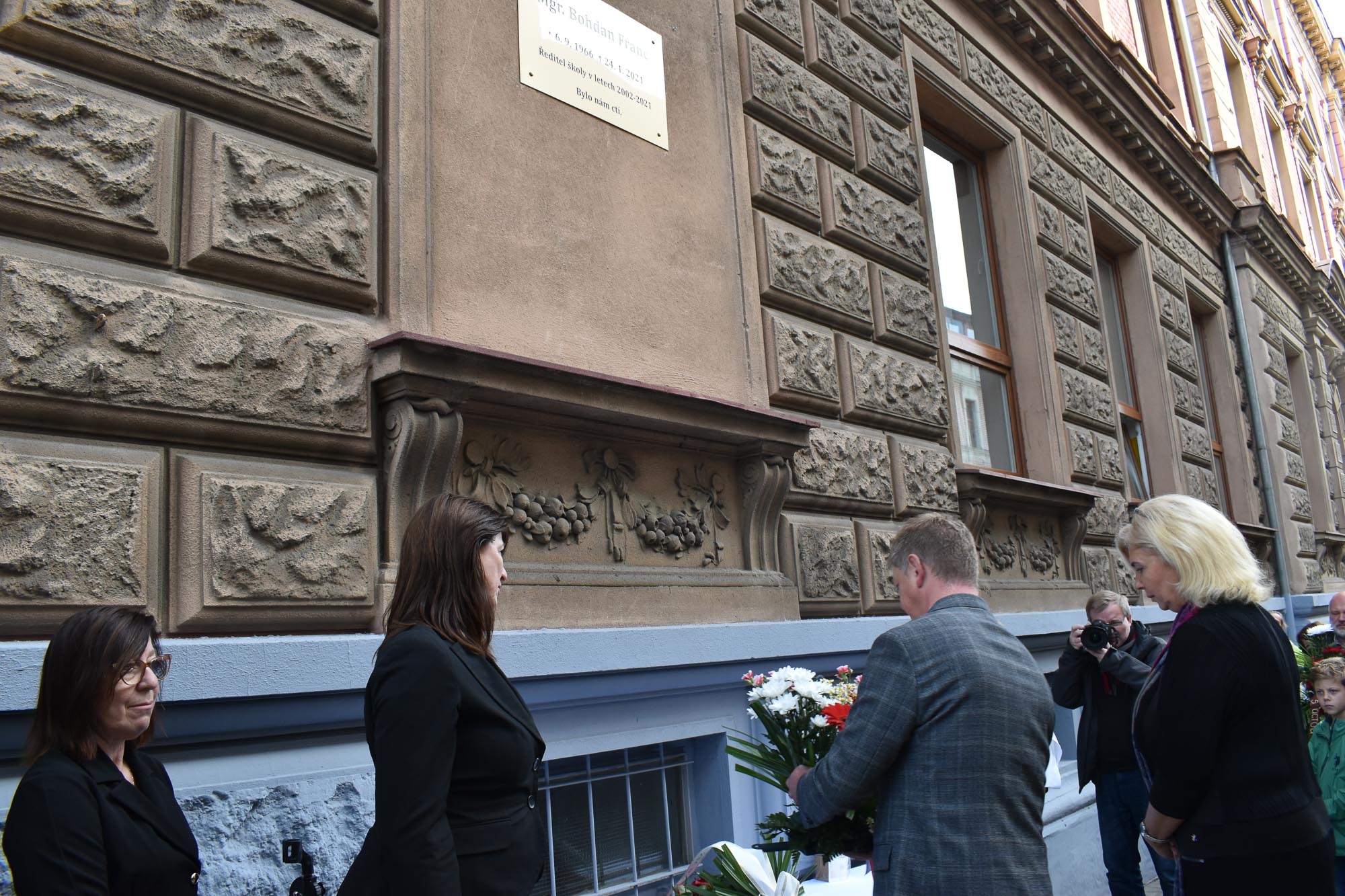 Odhalení pamětní desky Bohdanu Francovi (foto: A. Jarošová, 5.10.2022)