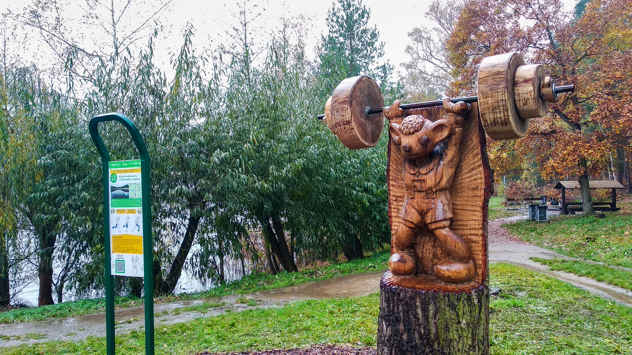 Doplnění Zážitkového okruhu Spejbla a Hurvínka (foto: M. Pecuch, 4.11.2022)