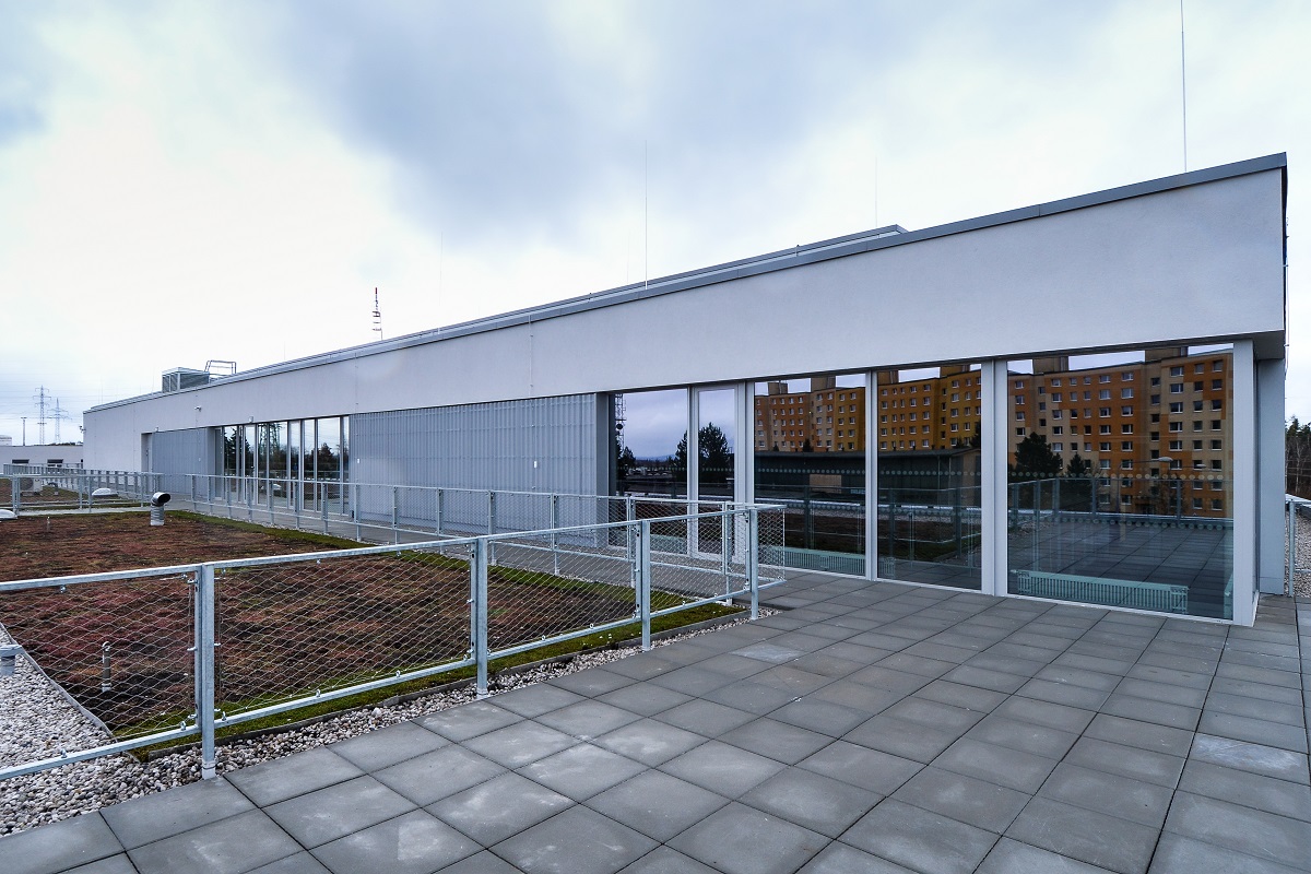 Nová víceúčelová městská sportovní hala v Krašovské (foto: M. Pecuch, 9.1.2023)