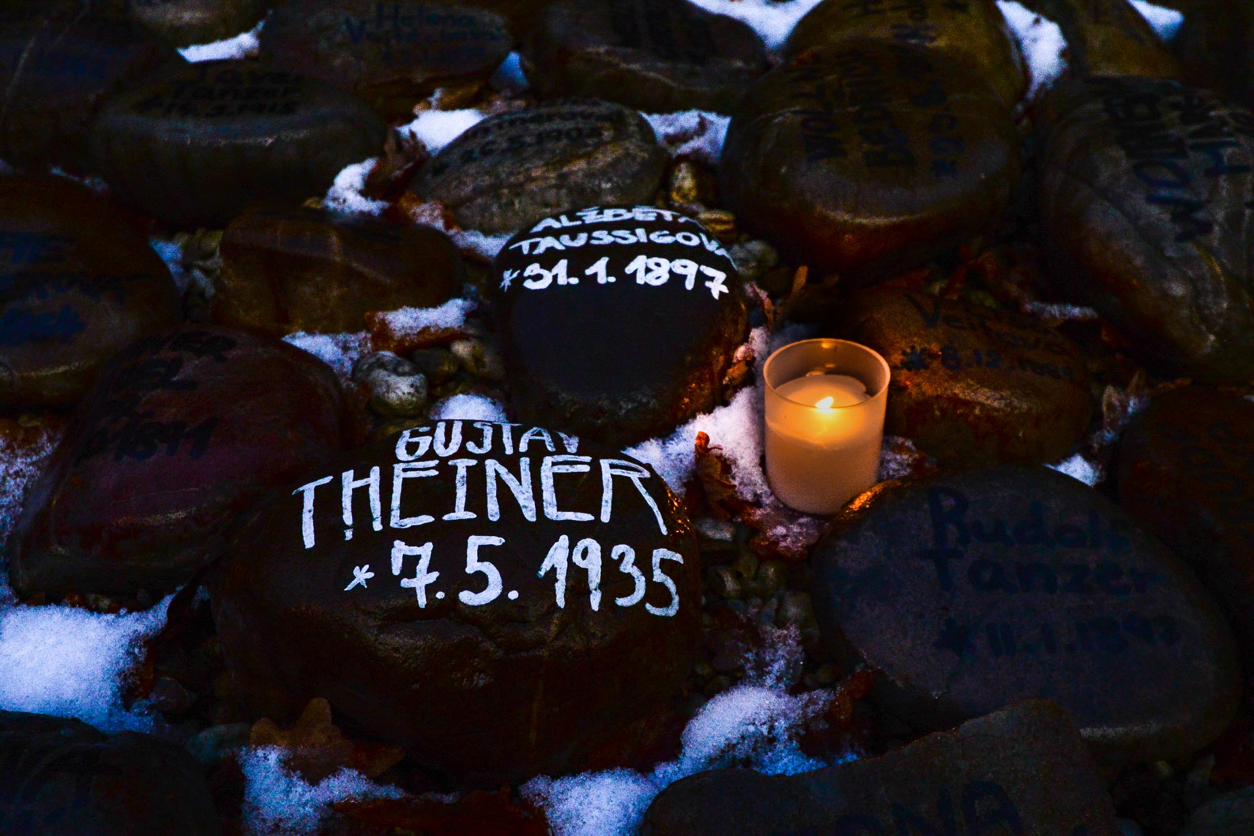 Plzeň uctila památku Židů, kteří byli před 81 lety deportováni do Terezína